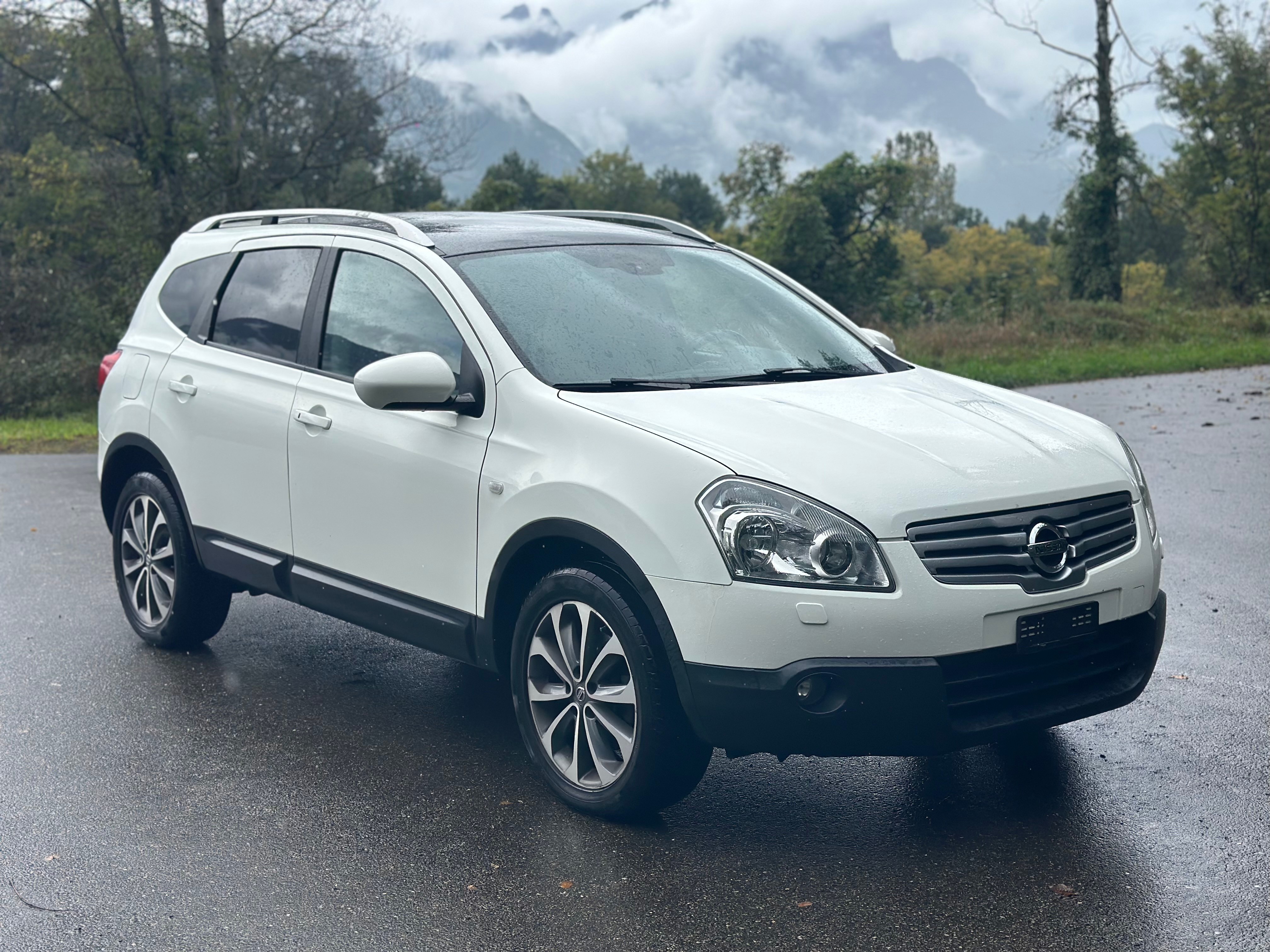 NISSAN Qashqai +2 2.0 dCi 4WD acenta Automatic