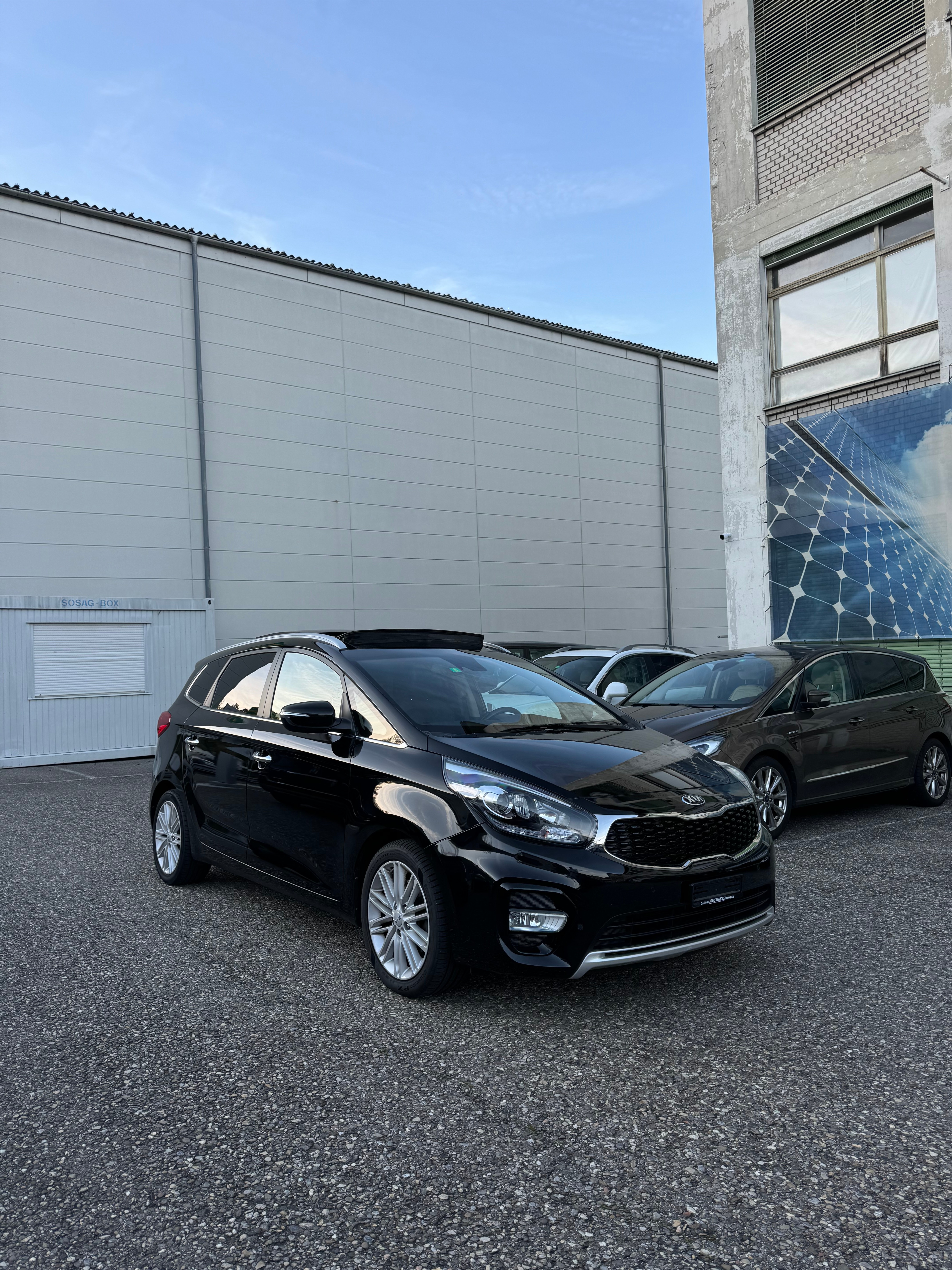 KIA Carens 1.7 CRDi Swiss Eco Edition DCT