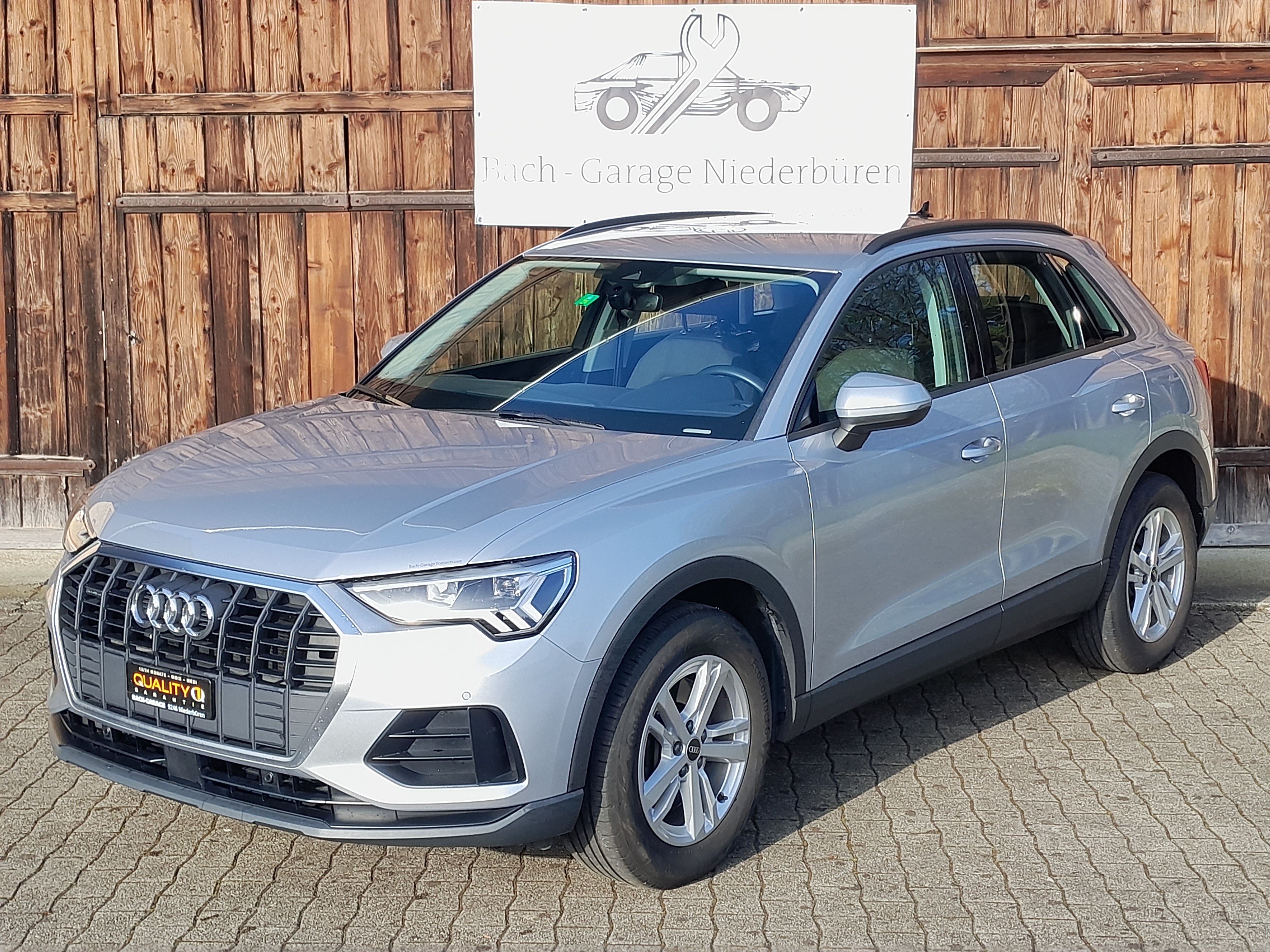 AUDI Q3 40 TDI S line Attraction quattro S-tronic