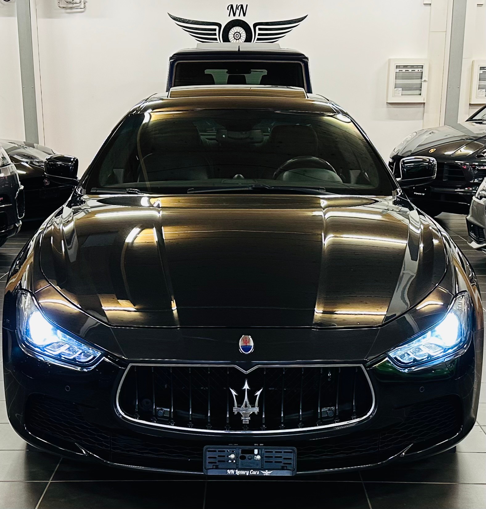 MASERATI Ghibli S Q4 3.0 V6 FULL BLACK + FULL OPTIONS!