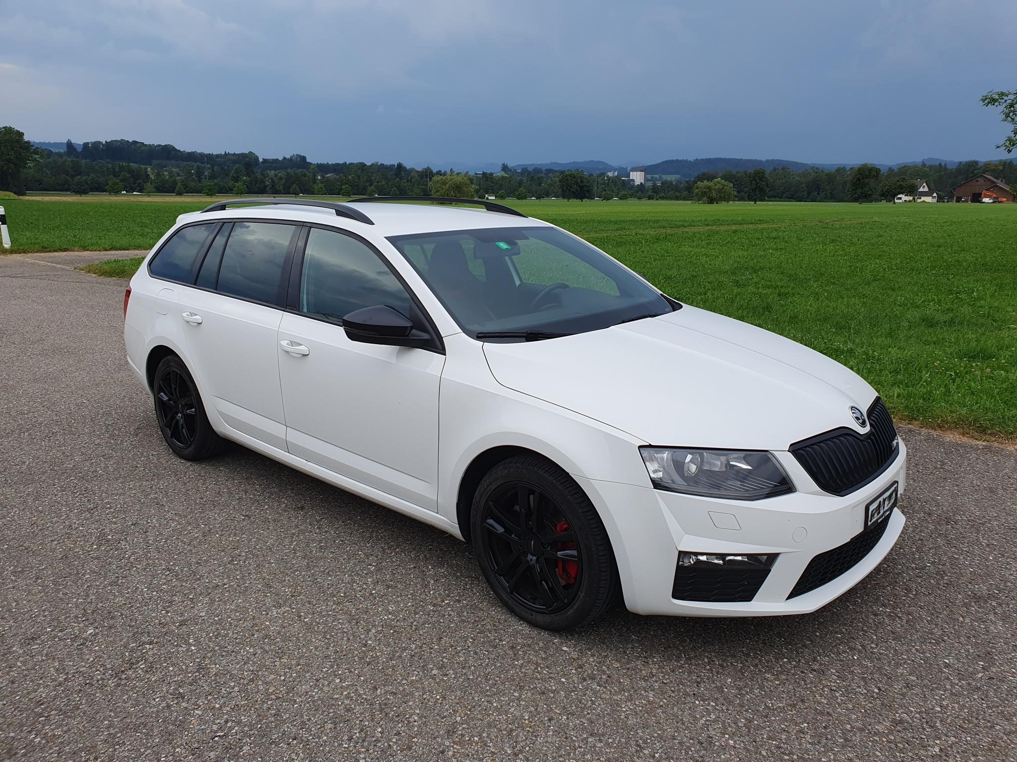 SKODA Octavia Combi 2.0 TDI RS