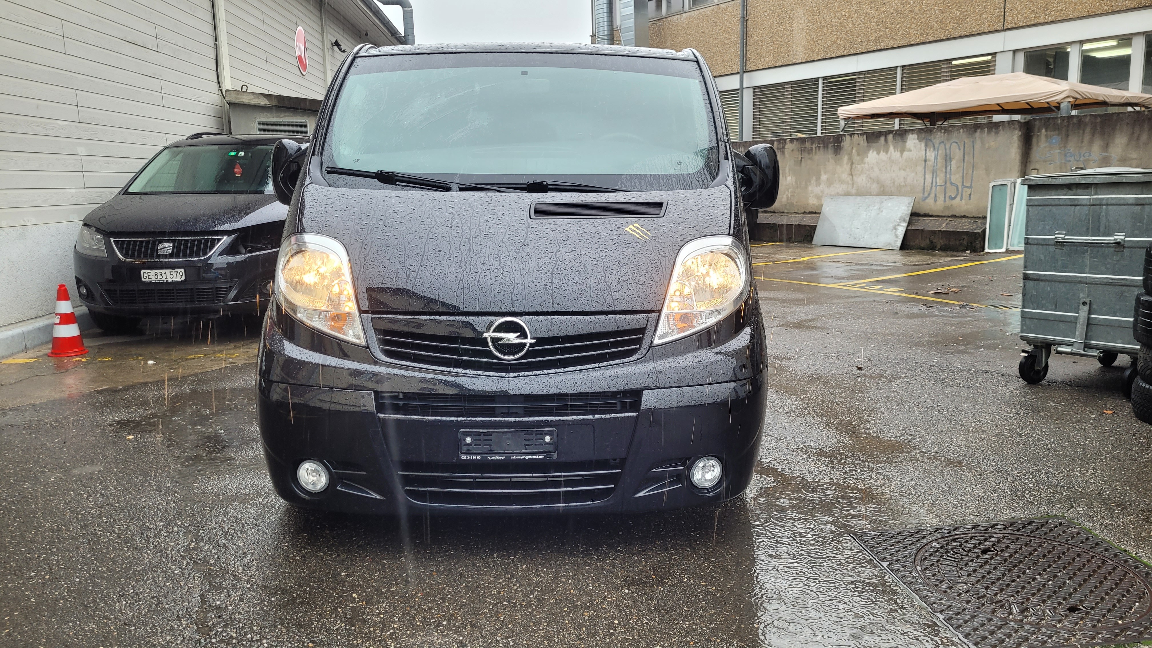 OPEL Vivaro 2.5 CDTI 2.9t L1H1