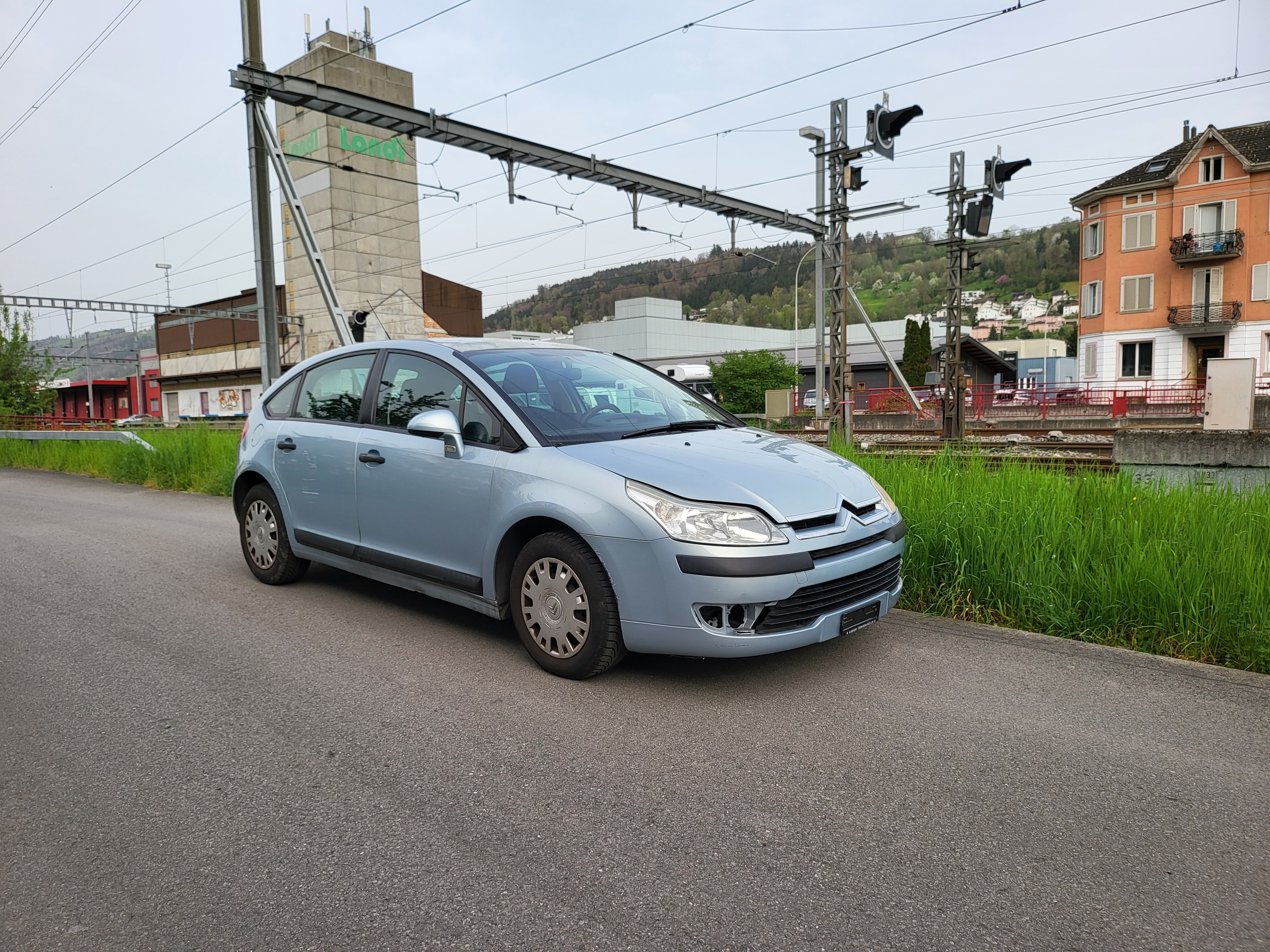 CITROEN C4 Berline 1.4i 16V X