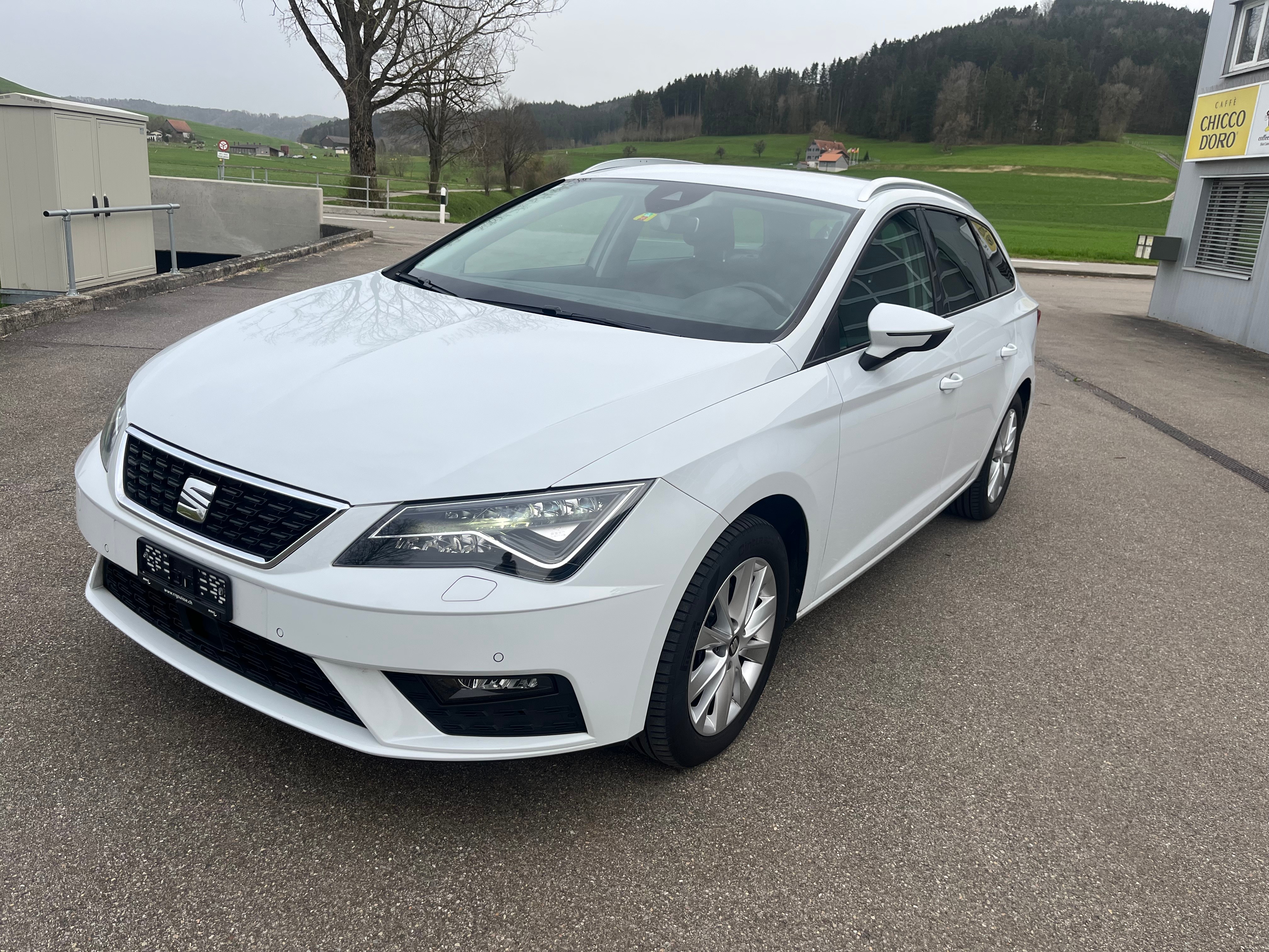 SEAT Leon ST 2.0 TDI CR Style DSG*Frisch ab MFK*Frisch ab Service*Distanzregelun ACC*24 Monate Garantie A.w