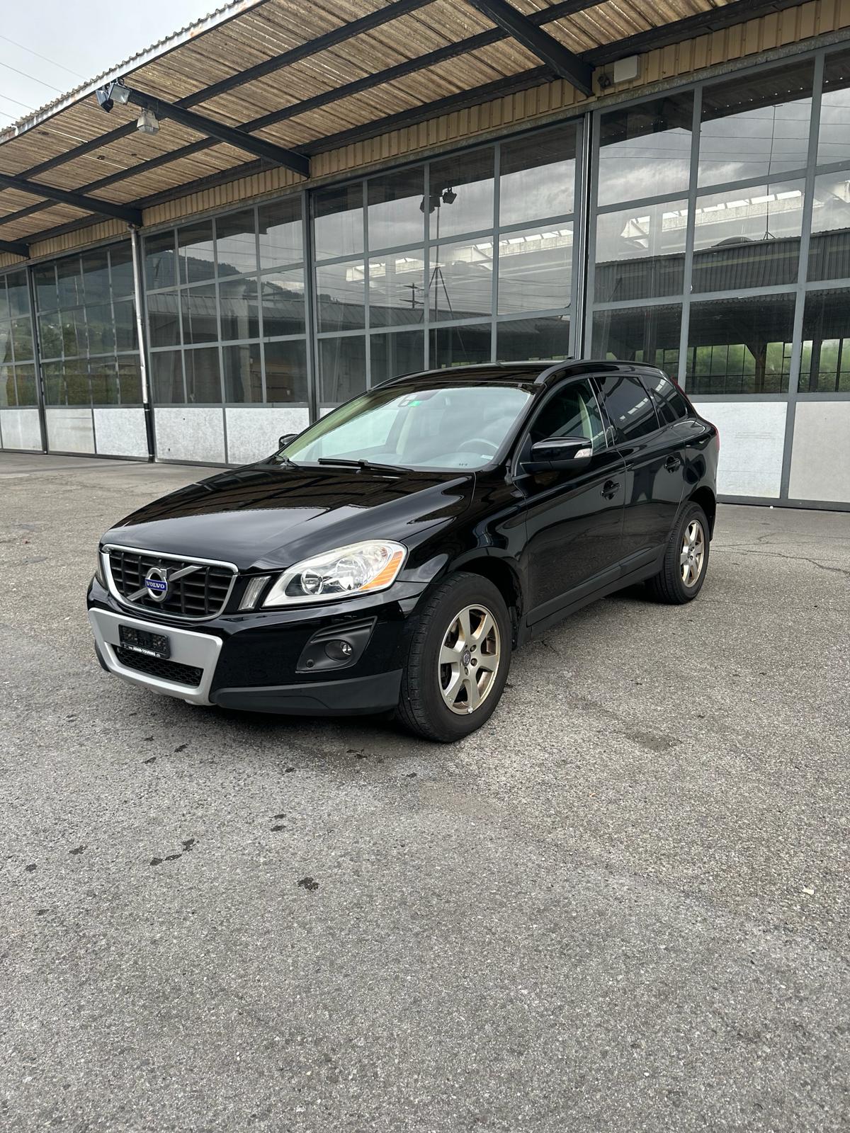 VOLVO XC60 2.4D AWD Geartronic