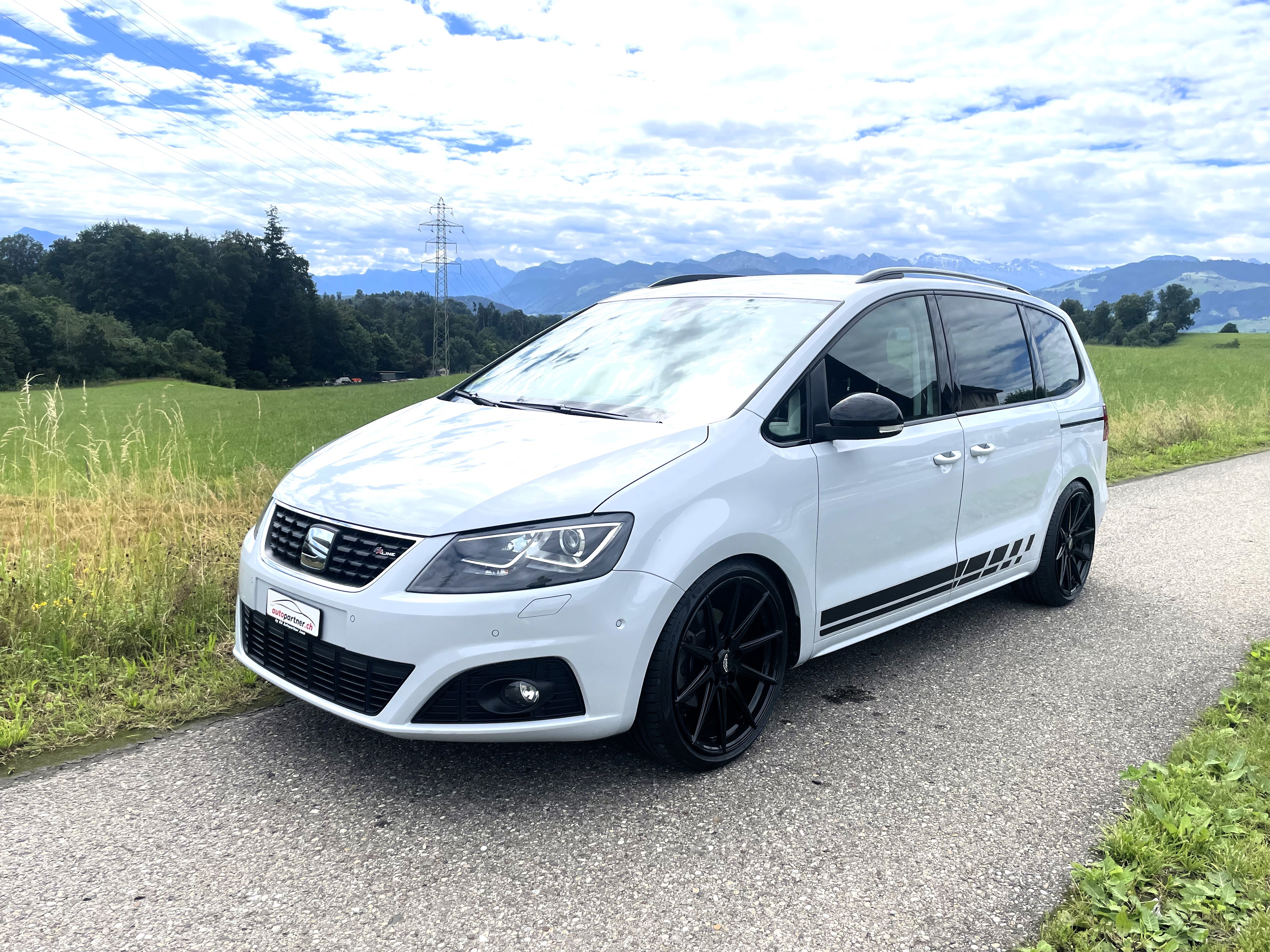 SEAT Alhambra 2.0 TDI Hola FR 4Drive