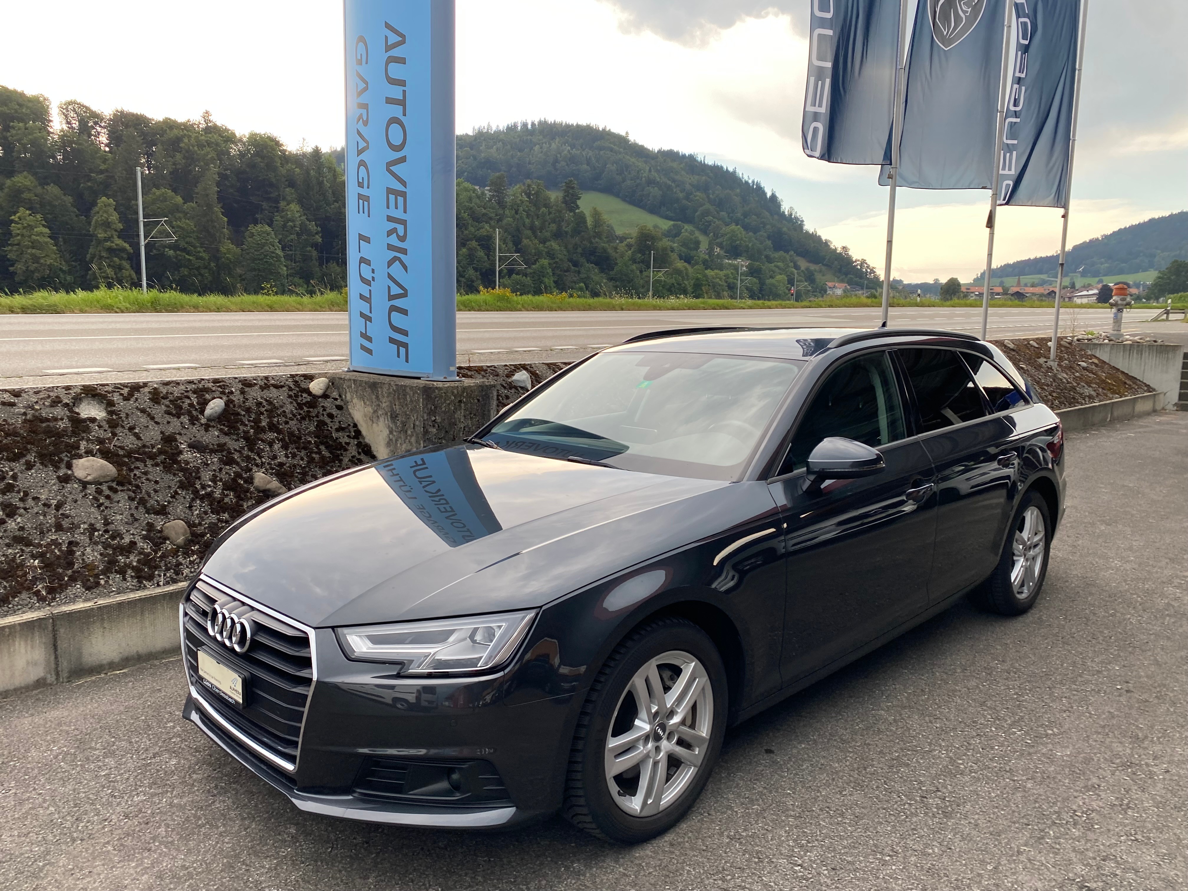 AUDI A4 Avant 40 TDI quattro S-tronic