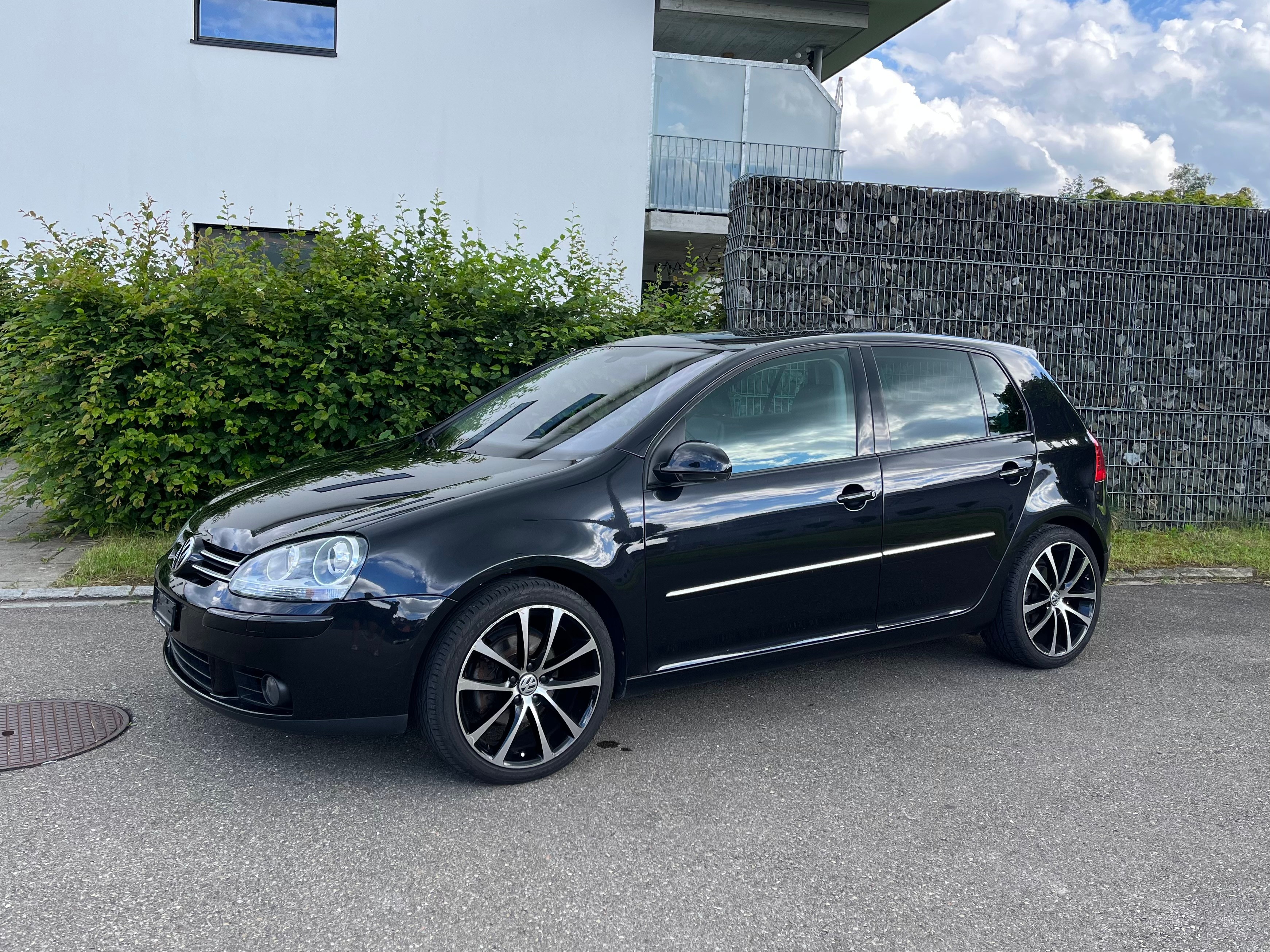 VW Golf 2.0 FSI 4x4 4Motion *Frisch ab MFK*aus 1. Hand*8-Fach*Allrad*Vollausstattung*