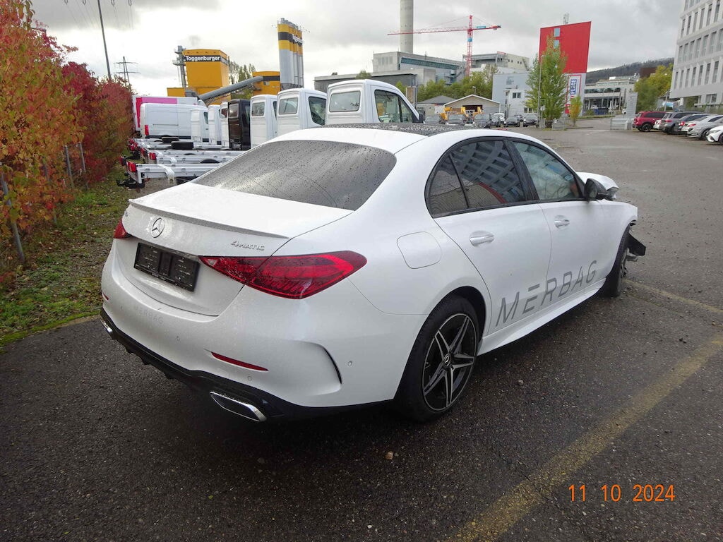 MERCEDES-BENZ C 400e 4Matic AMG Line