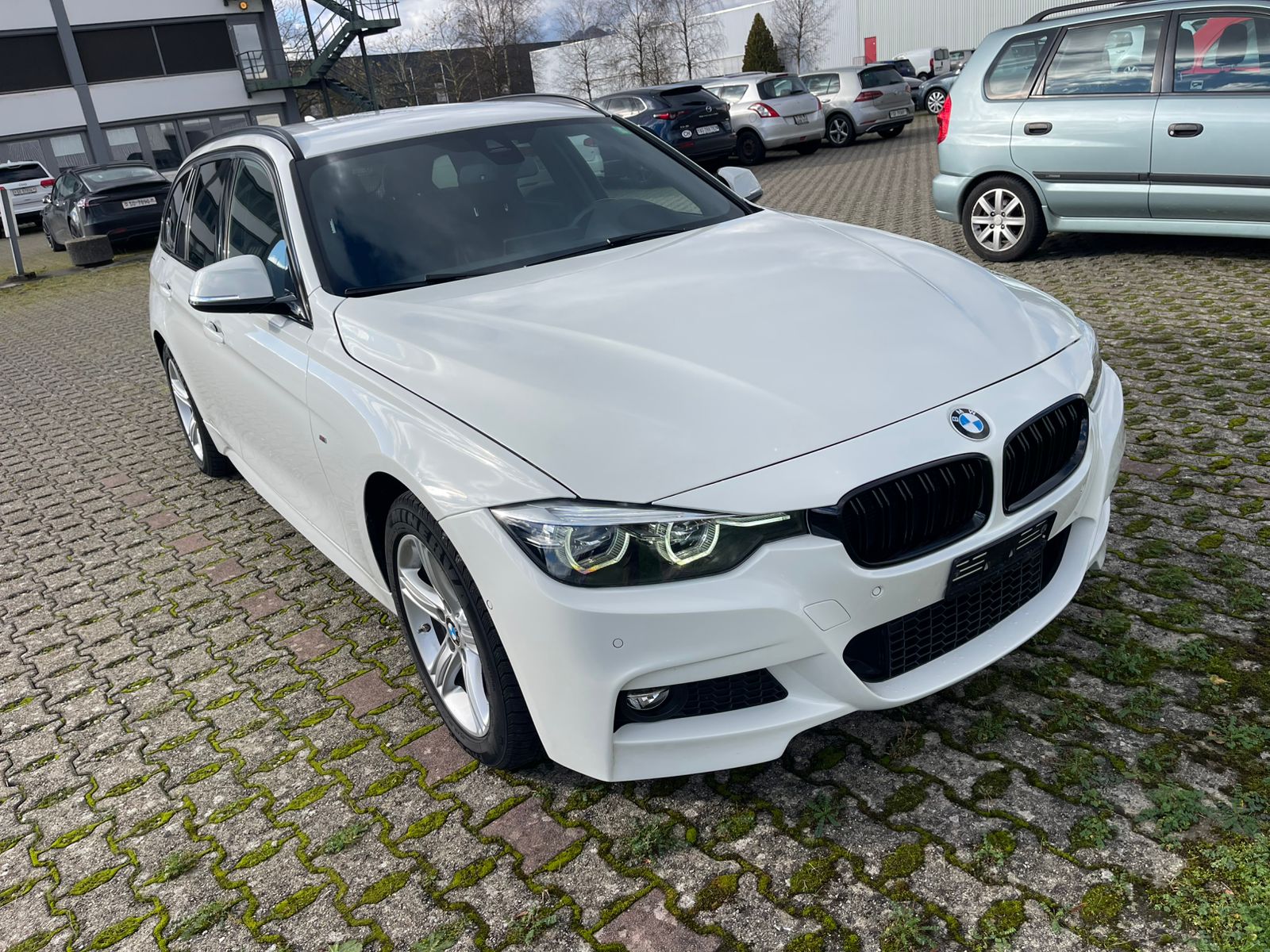 BMW 320d xDrive Touring M Sport Line Steptronic