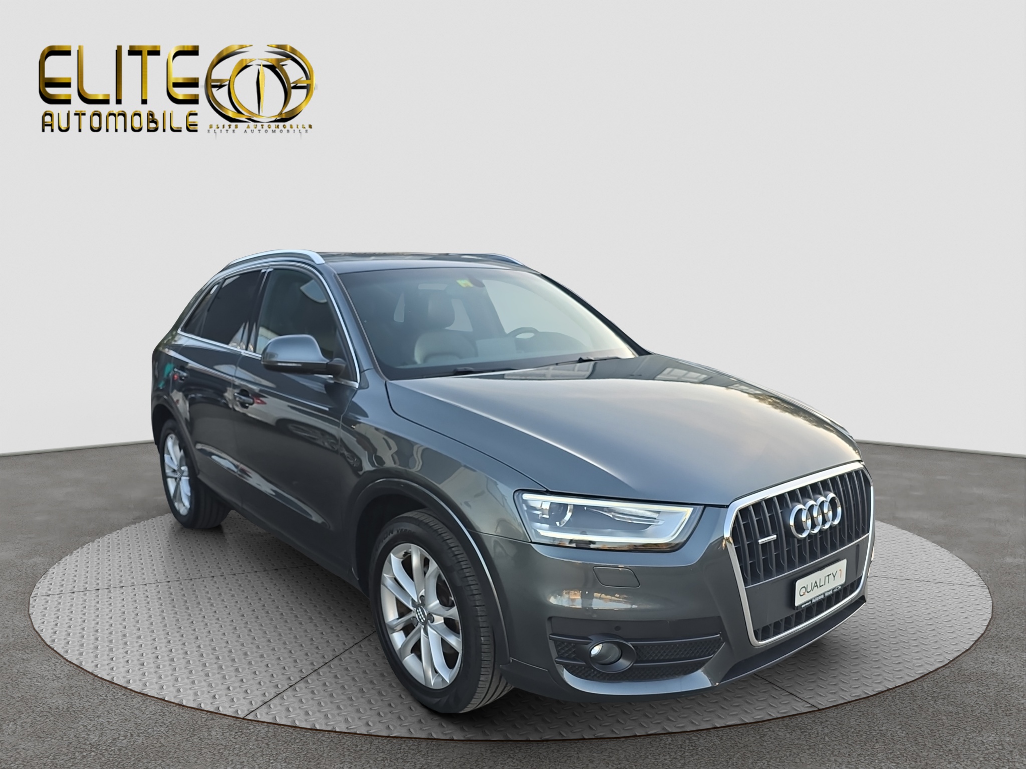 AUDI Q3 2.0 TFSI quattro S-tronic