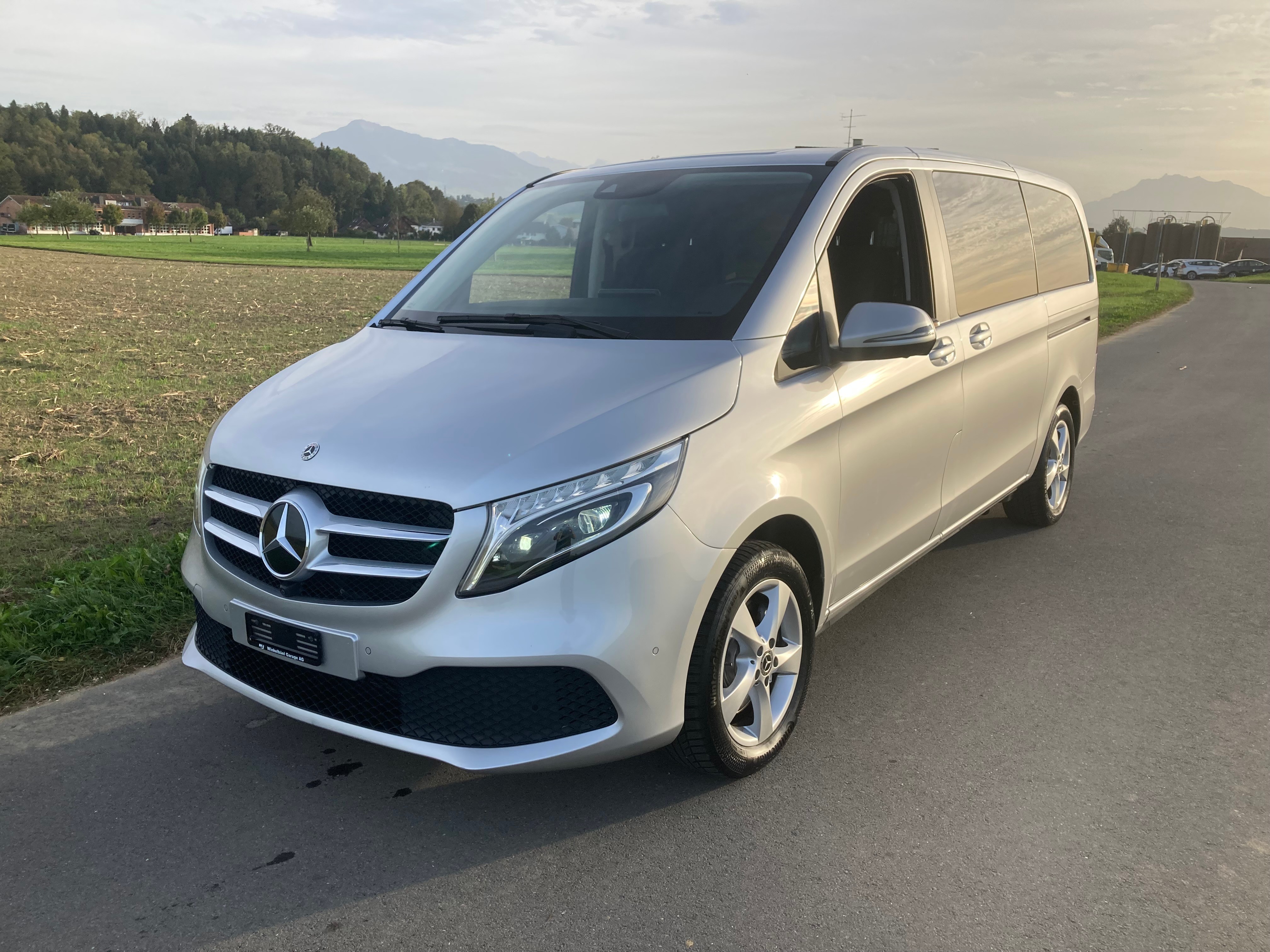 MERCEDES-BENZ V 220 d Trend lang 4Matic 9G-Tronic