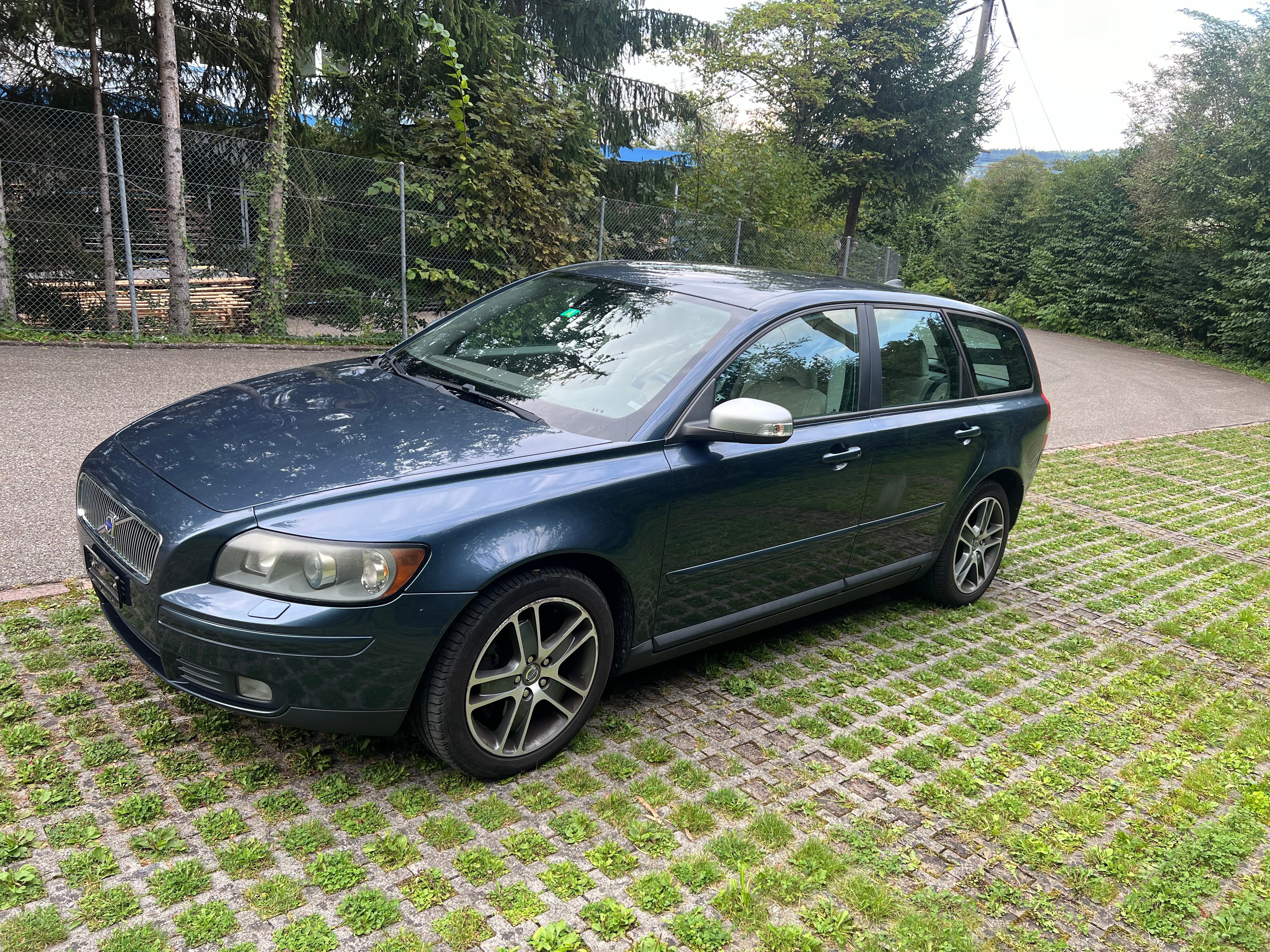 VOLVO V50 2.4 Momentum