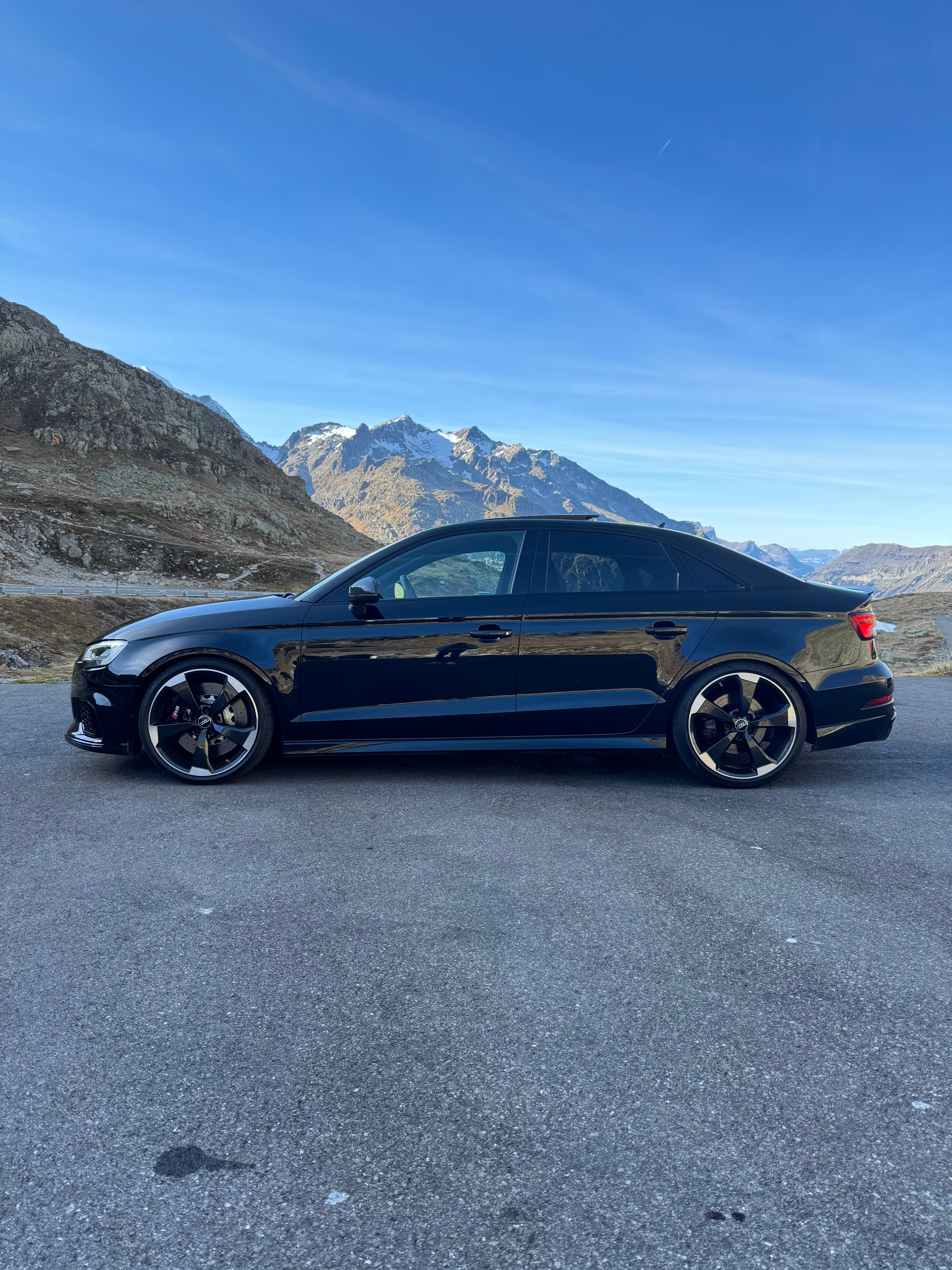 AUDI RS3 Limousine 2.5 TSI quattro S-tronic