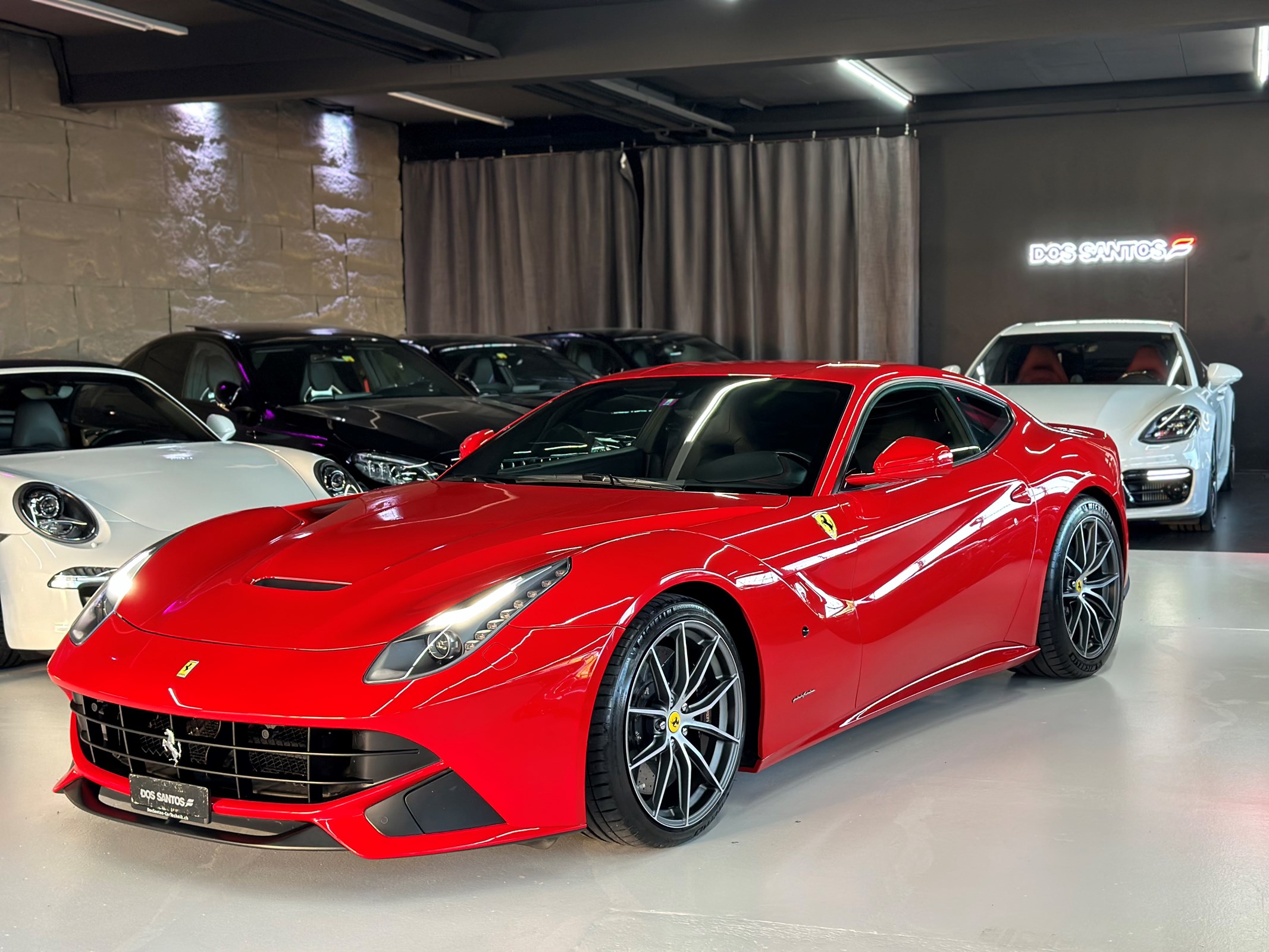 FERRARI F12 Berlinetta