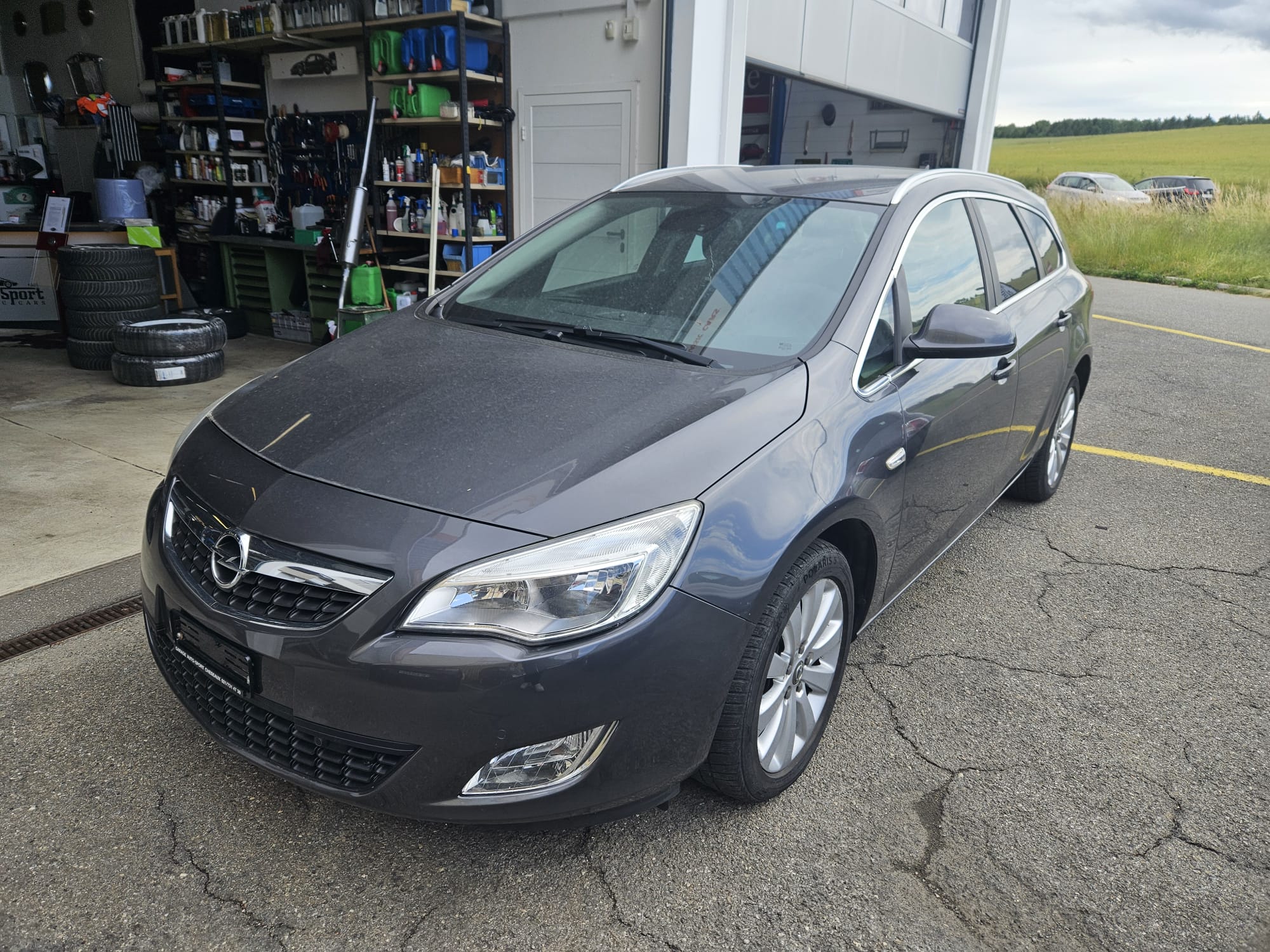 OPEL Astra 1.6i Turbo Enjoy