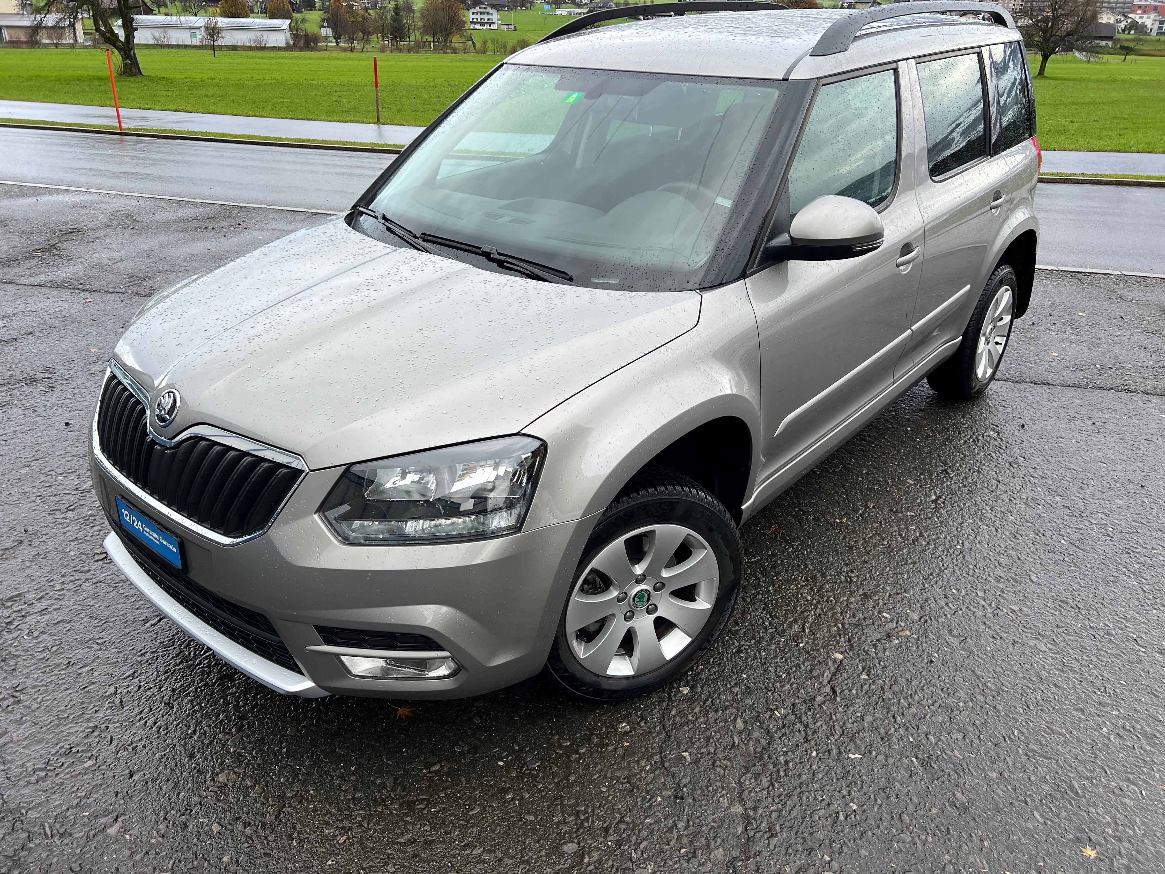 SKODA Yeti 1.4 TSI Ambition Outdoor 4x4 *nur 35400 km * AHK 1800 kg. * frisch ab MFK *