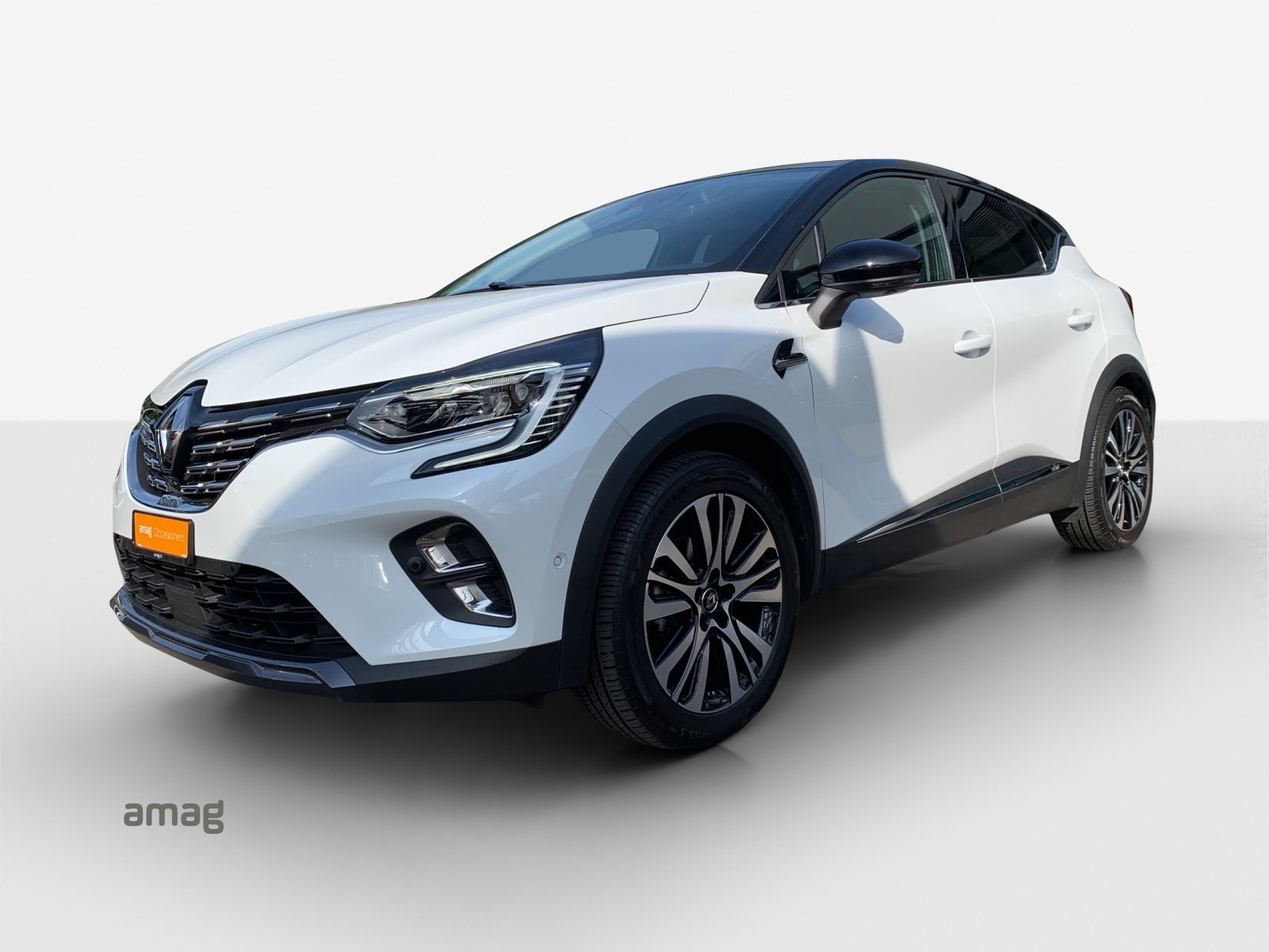 RENAULT Captur 1.3 TCe Initiale EDC