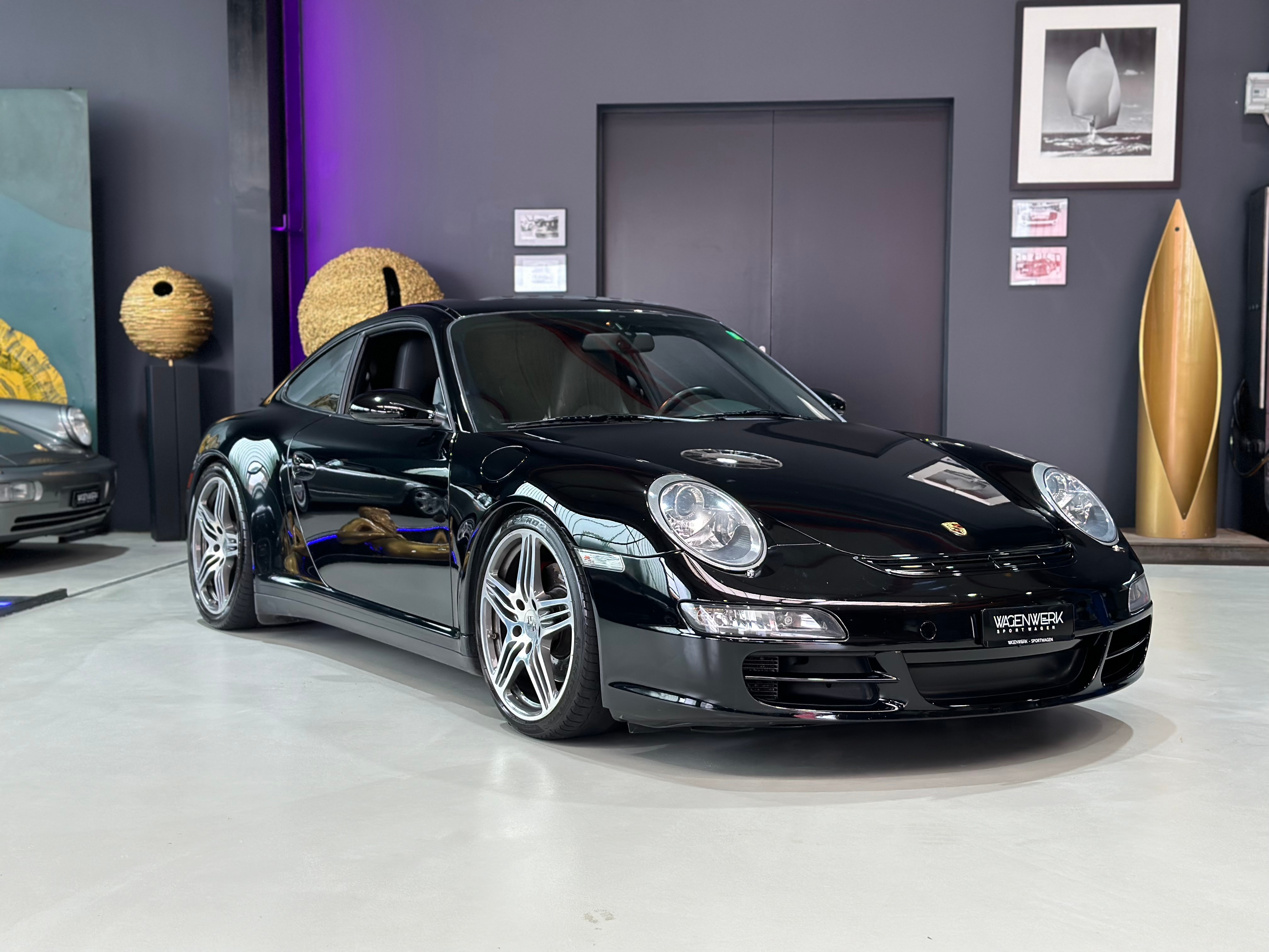 PORSCHE Carrera 4S