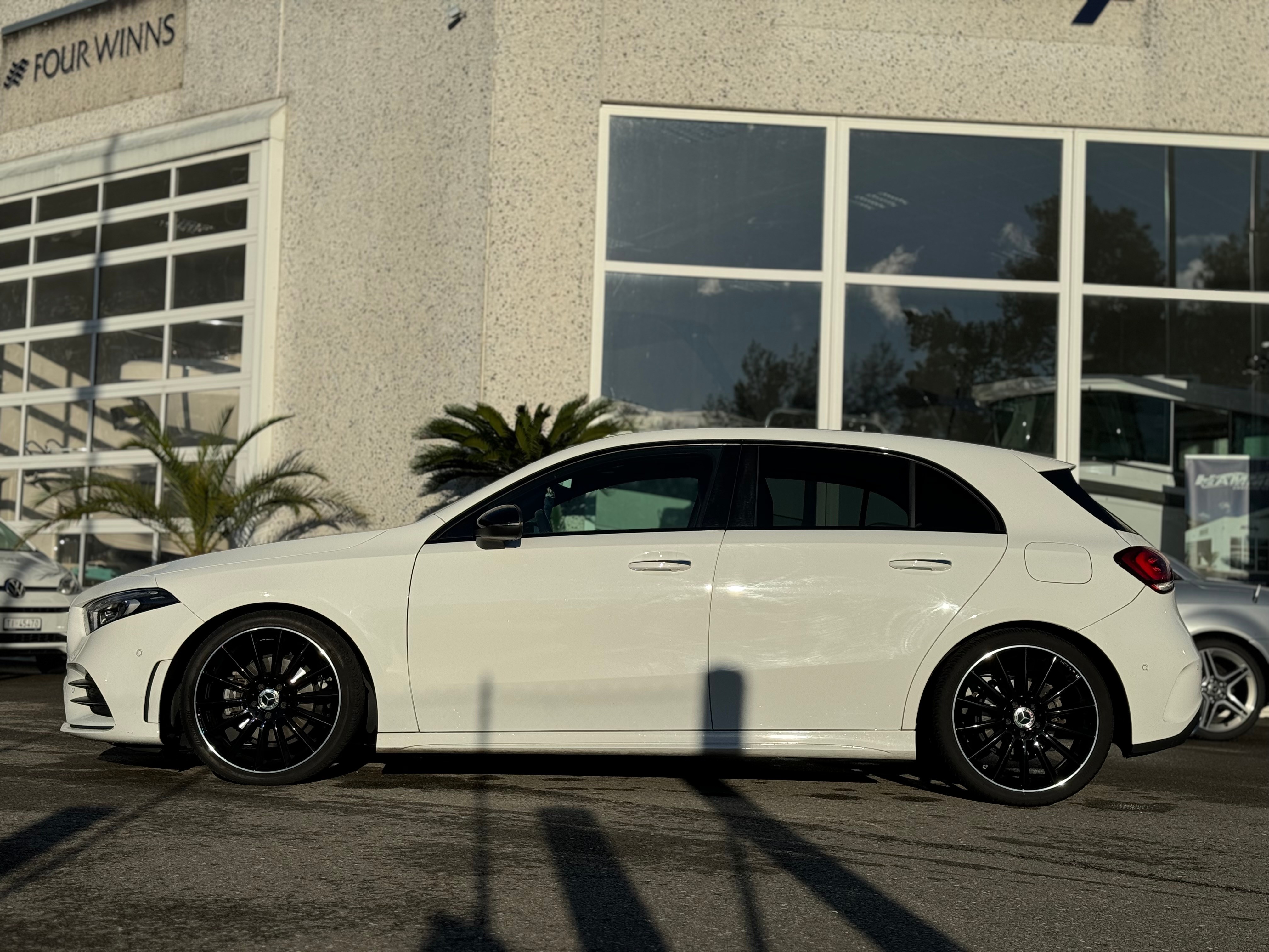 MERCEDES-BENZ A 180 Night Star AMG Line