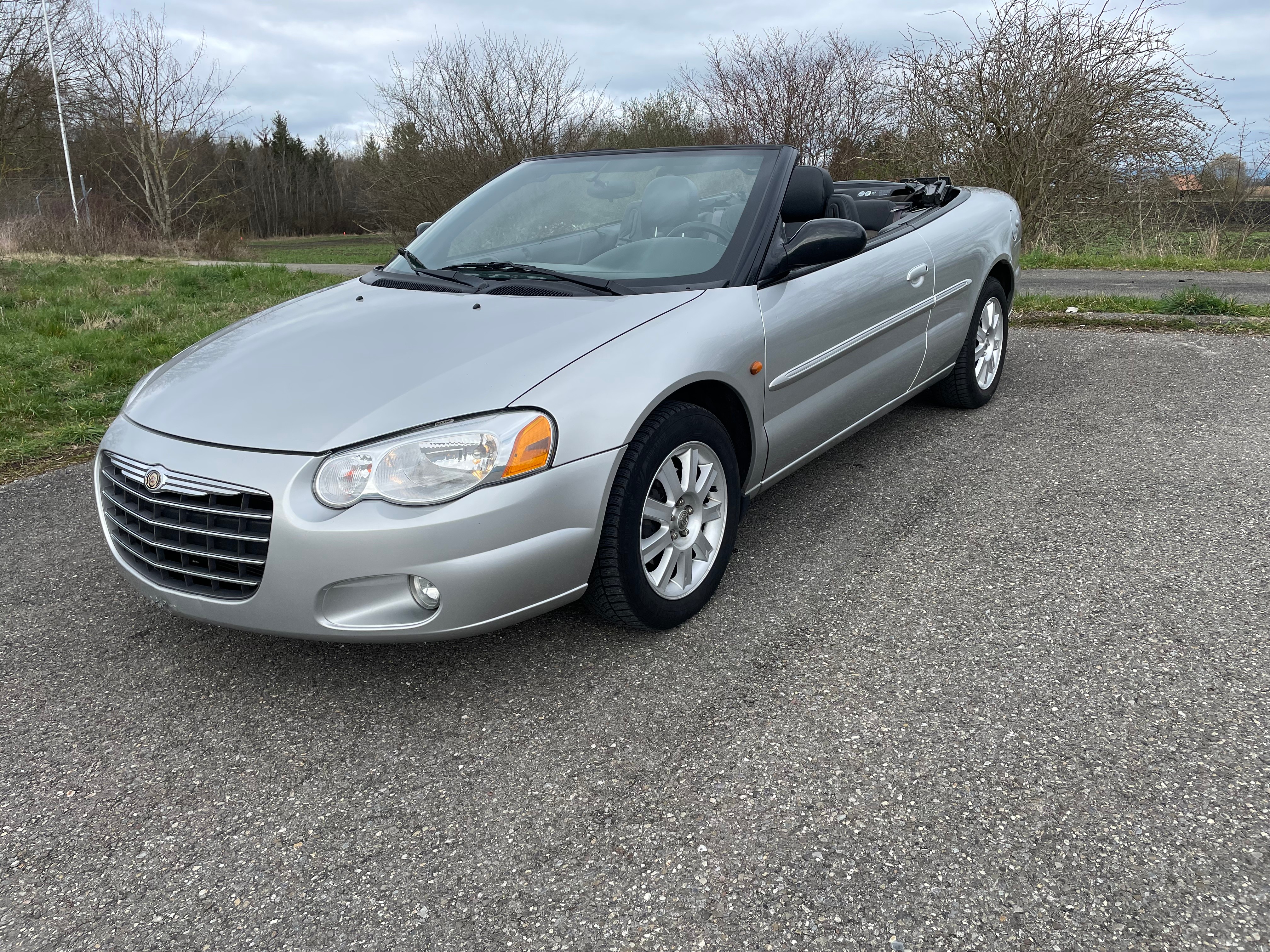 CHRYSLER Sebring 2.7 V6 Touring (LX)