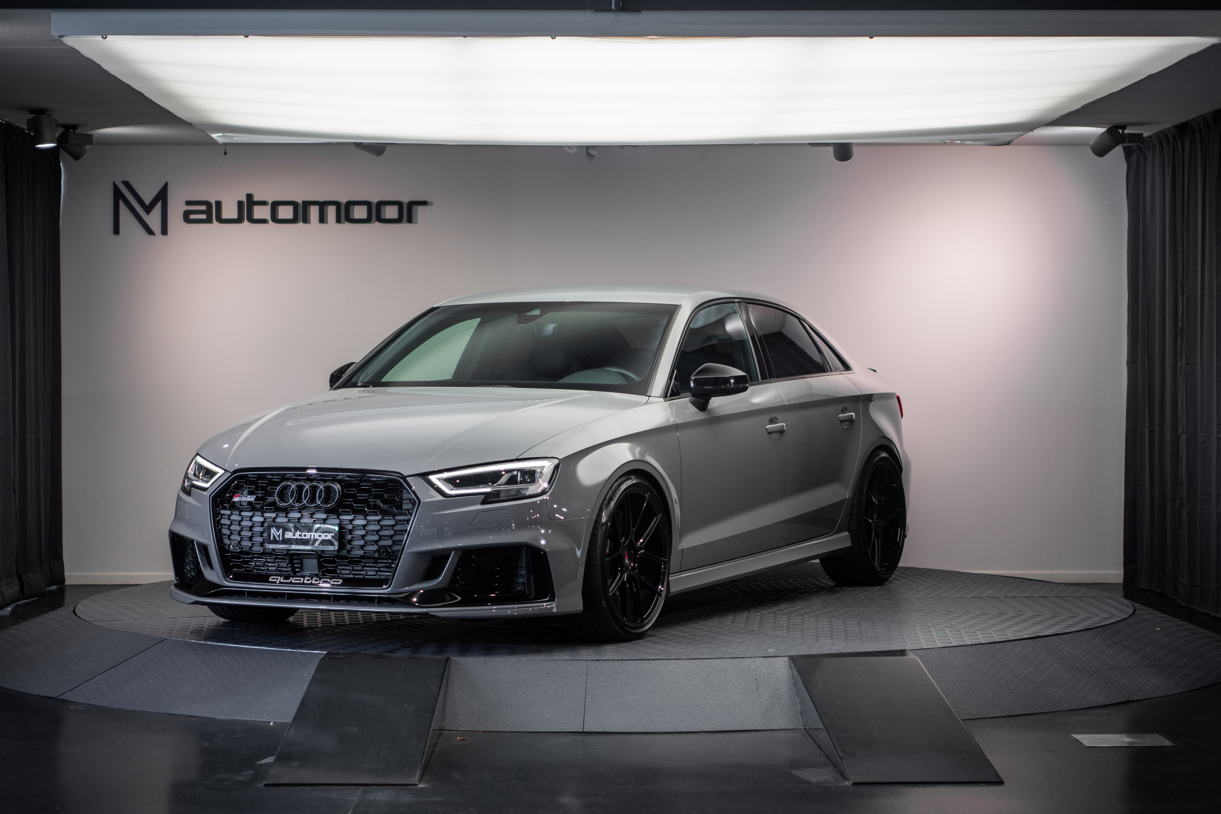 AUDI RS3 Limousine 2.5 TSI quattro S-tronic *Magnetic Ride* *Nardograu* *OHNE OPF* *Japan Racing* *KW Tieferlegung*