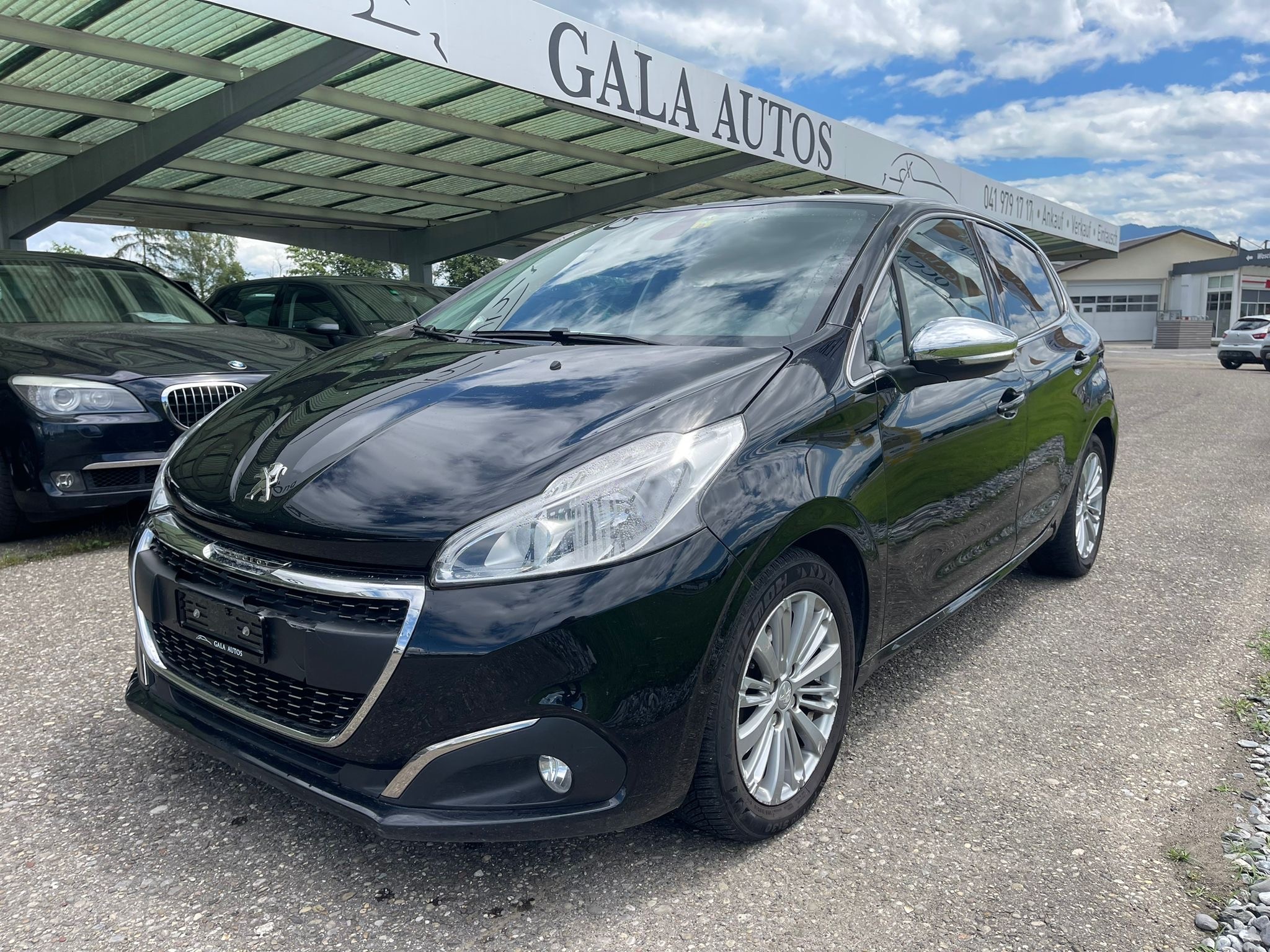 PEUGEOT 208 1.2 PureTech Active EAT6