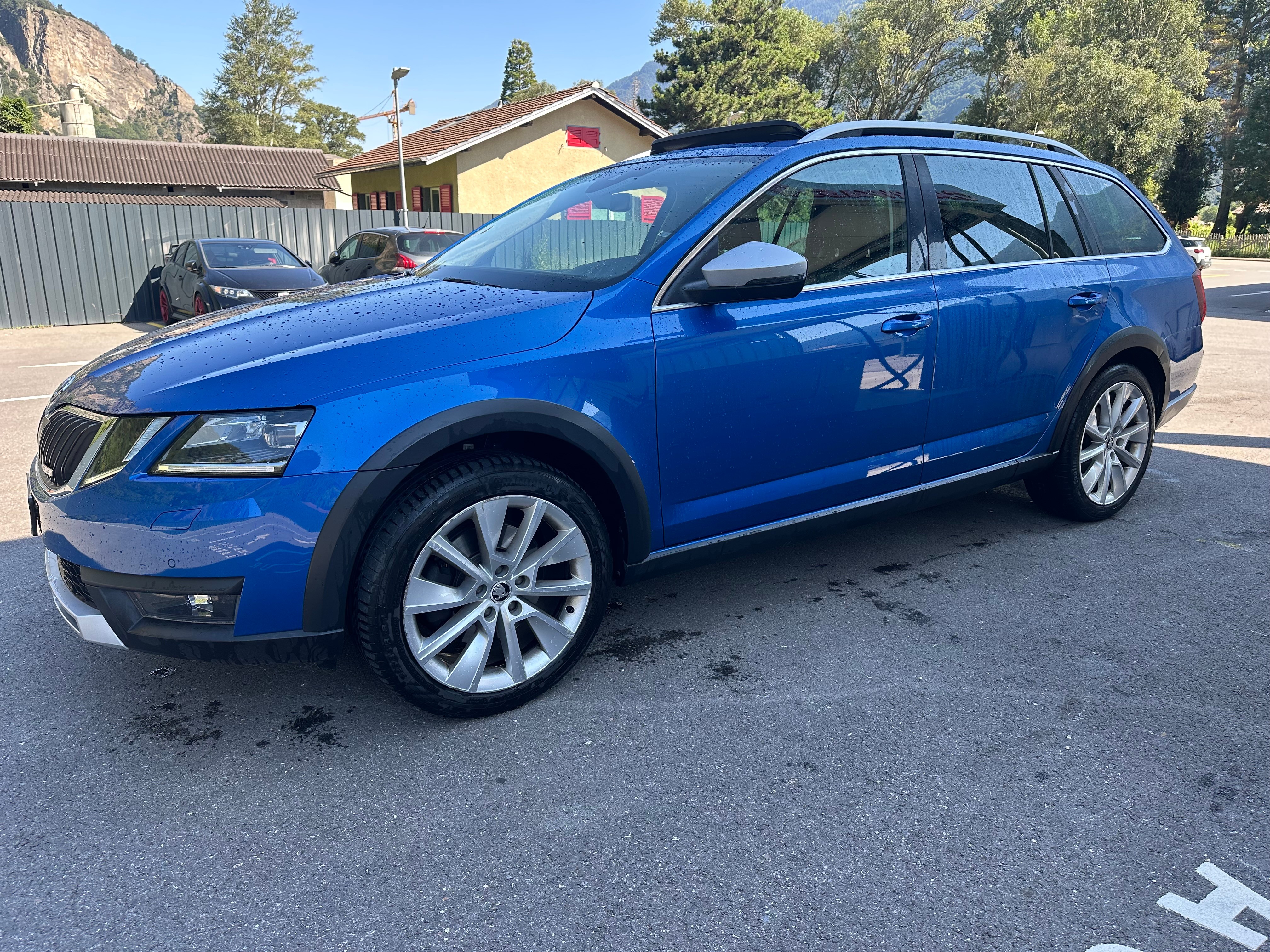 SKODA Octavia Combi 1.8 TSI Scout 4x4 DSG