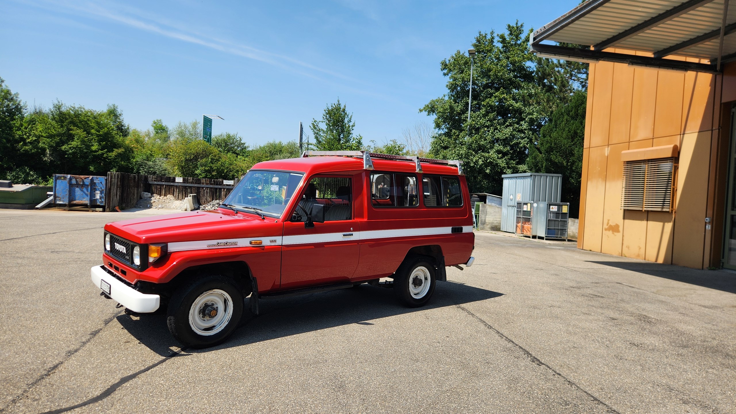 TOYOTA LAND CRUISER BJ