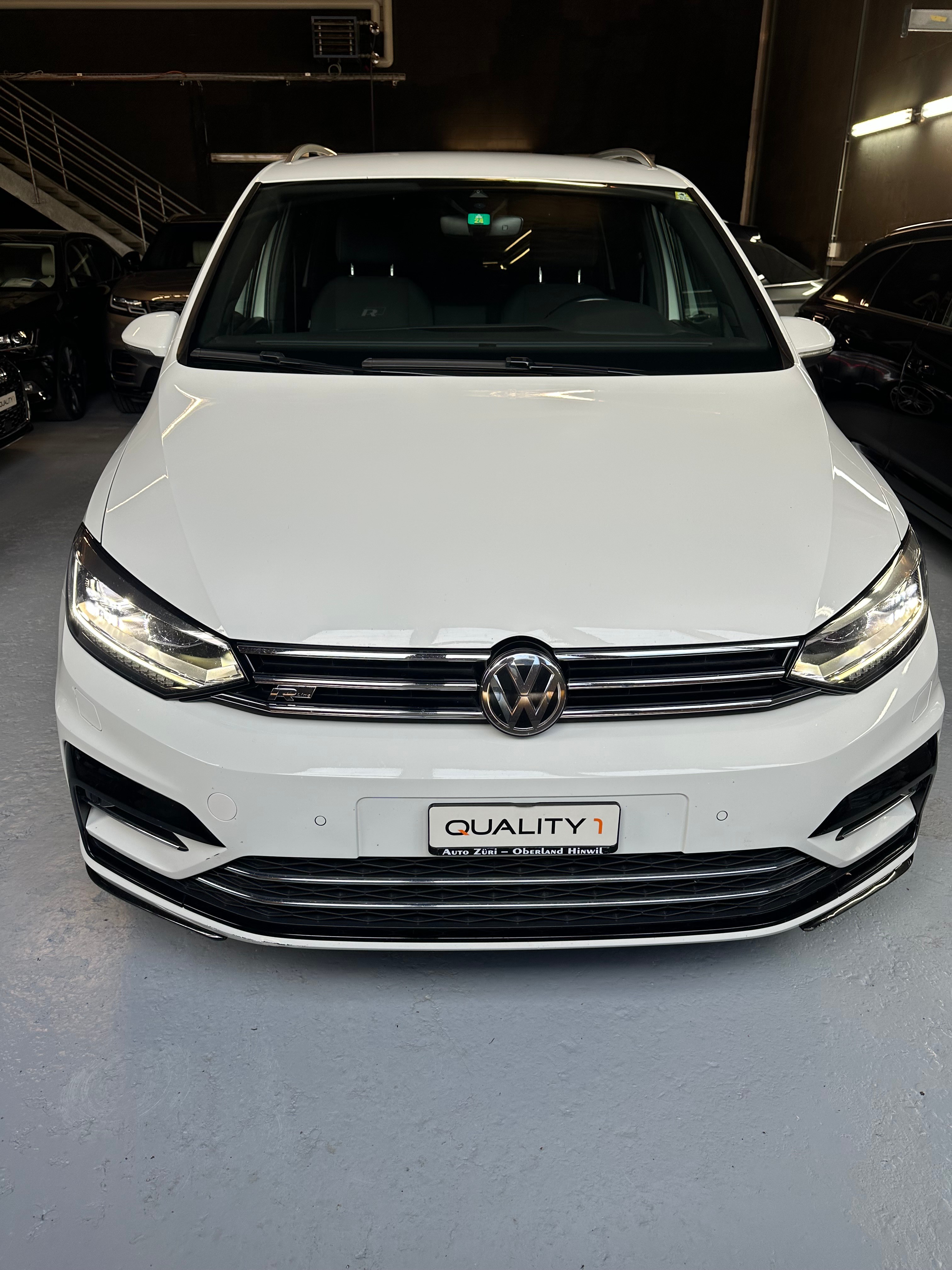 VW Touran 2.0 TDI DSG R-Line 7-Plätzer