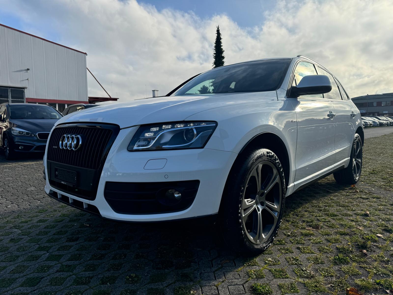 AUDI Q5 2.0 TFSI quattro / S Line