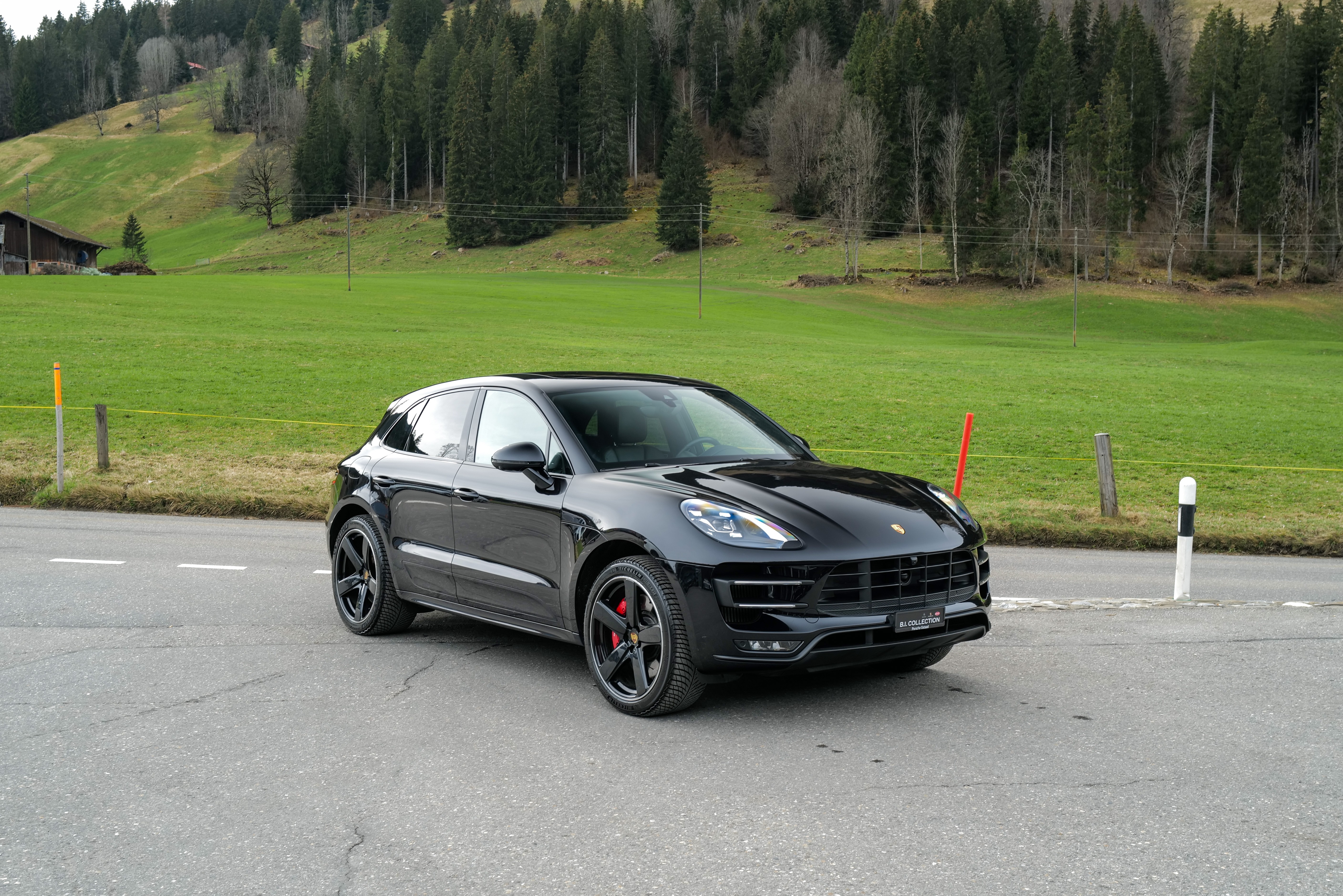 PORSCHE Macan Turbo Exclusive Performance Edition PDK