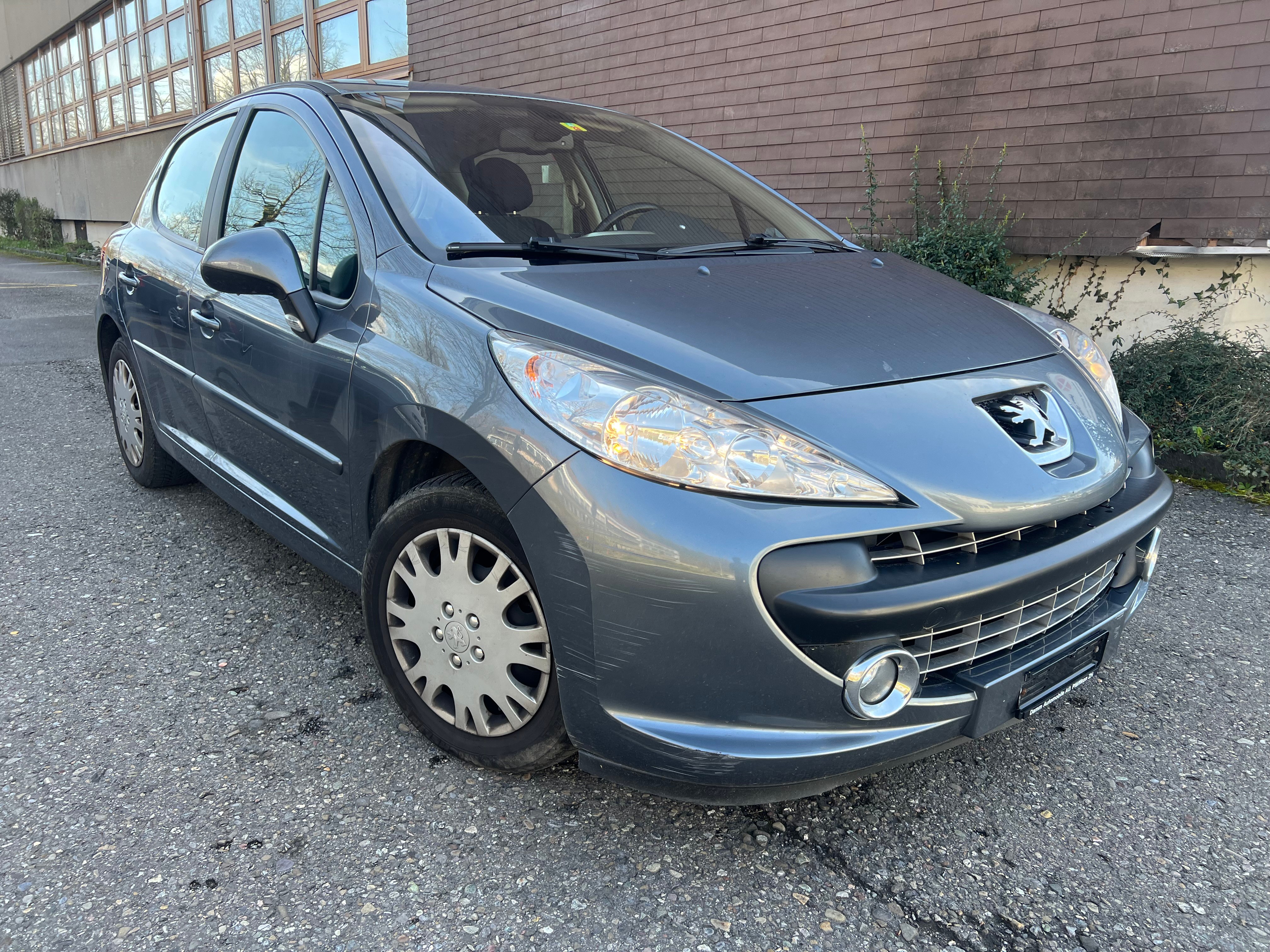 PEUGEOT 207 1.6 16V XS