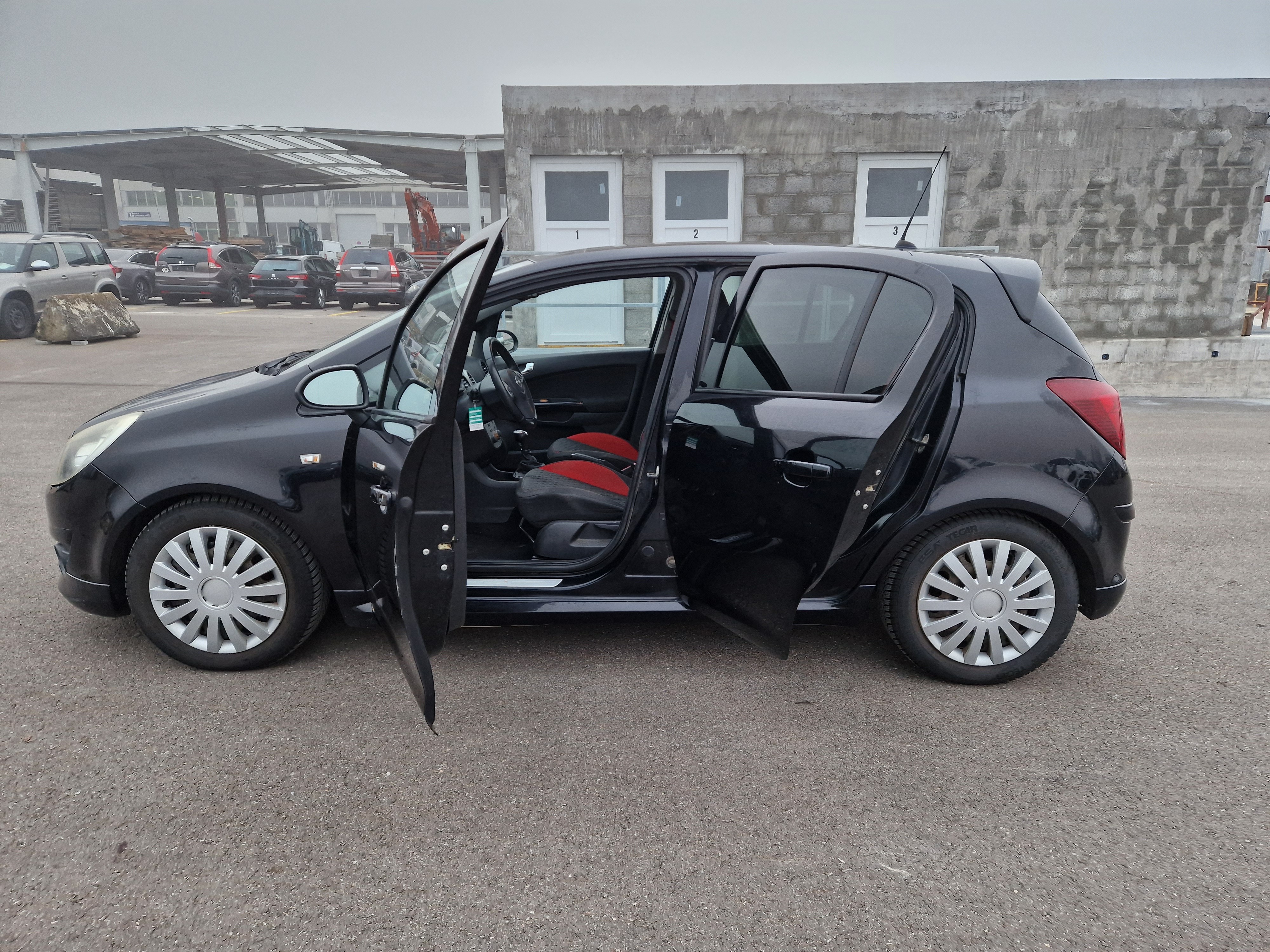 OPEL Corsa 1.6 Turbo GSi