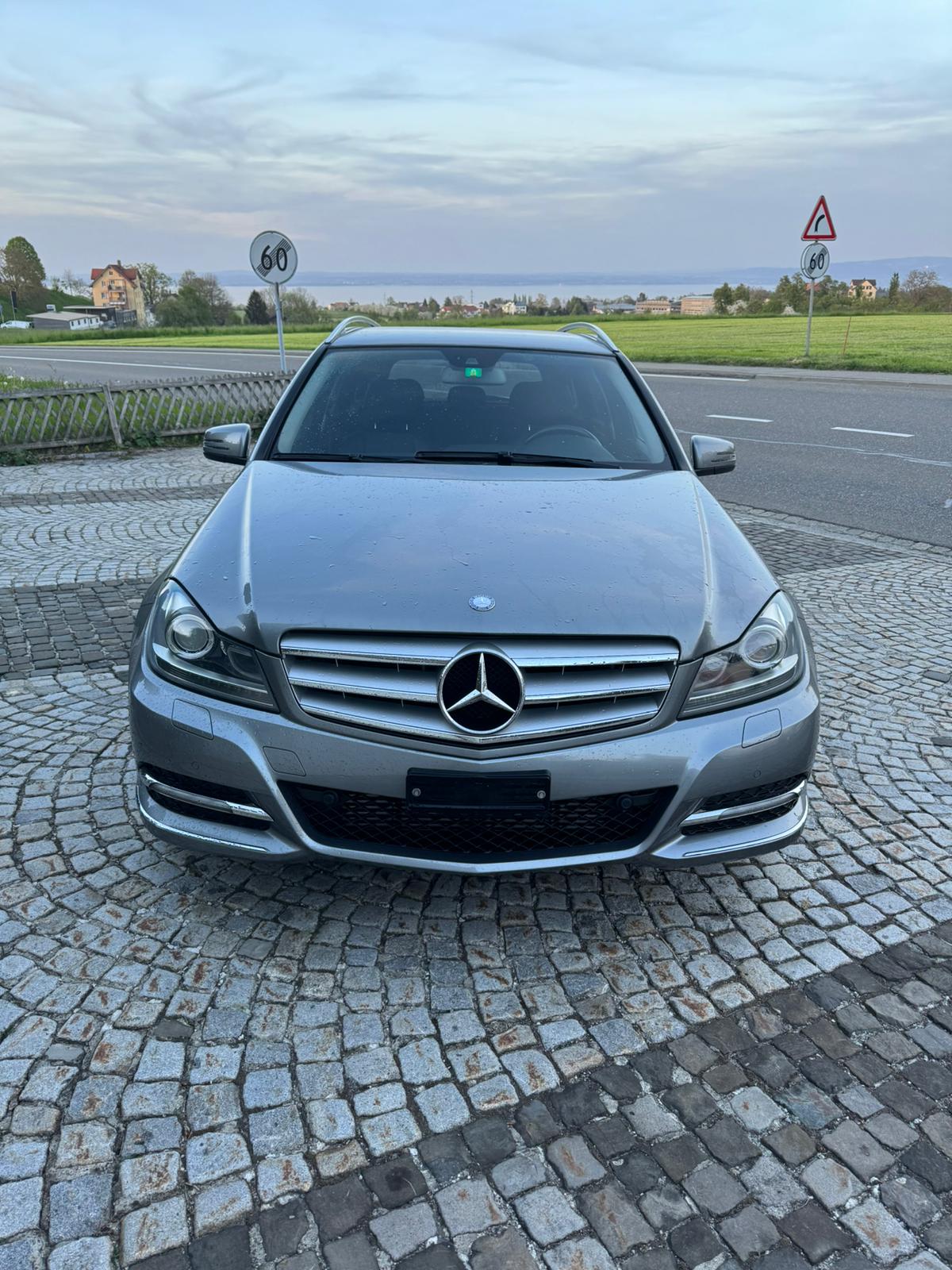 MERCEDES-BENZ C 180 BlueEfficiency Avantgarde