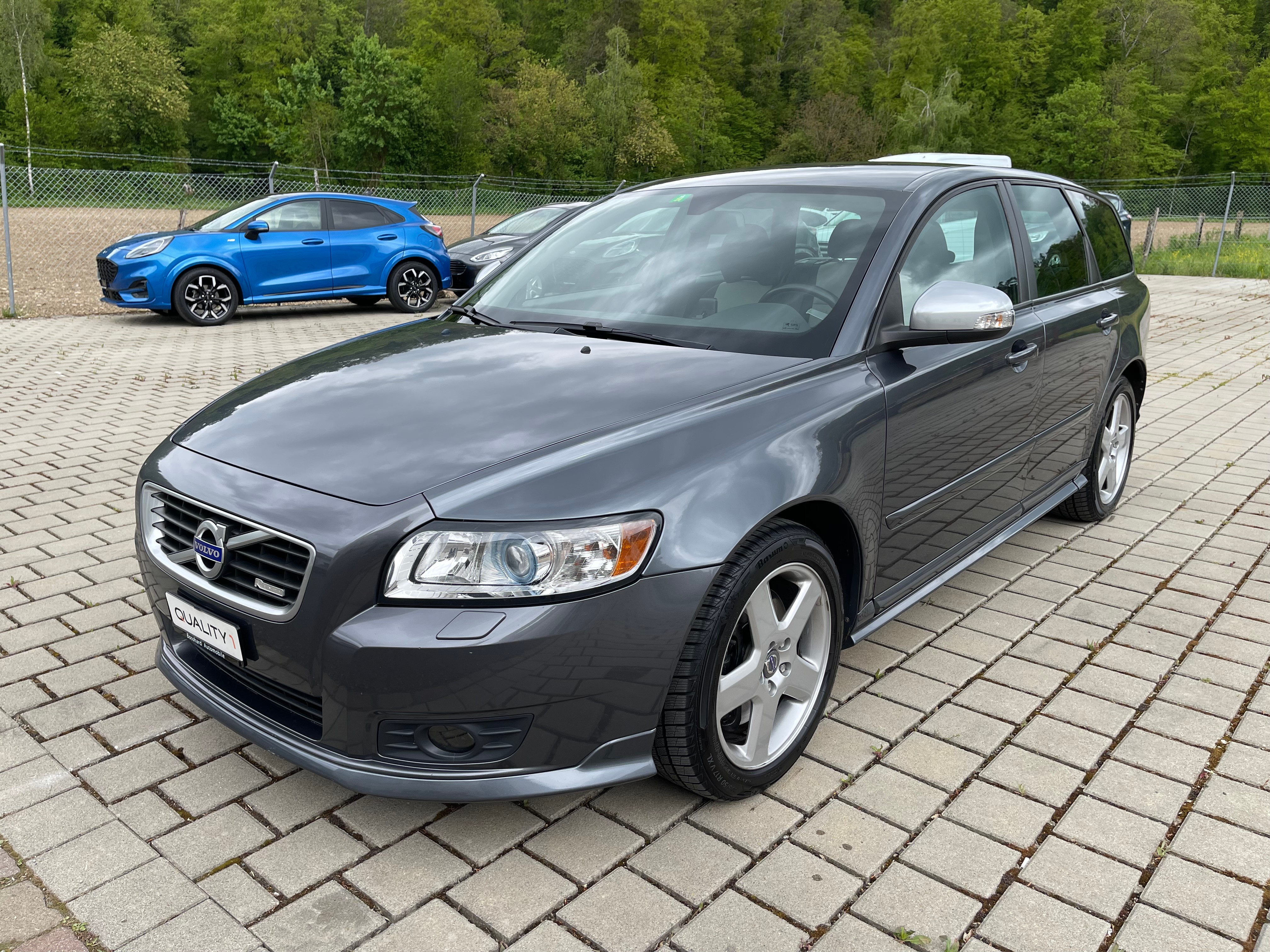 VOLVO V50 D4 R-Design