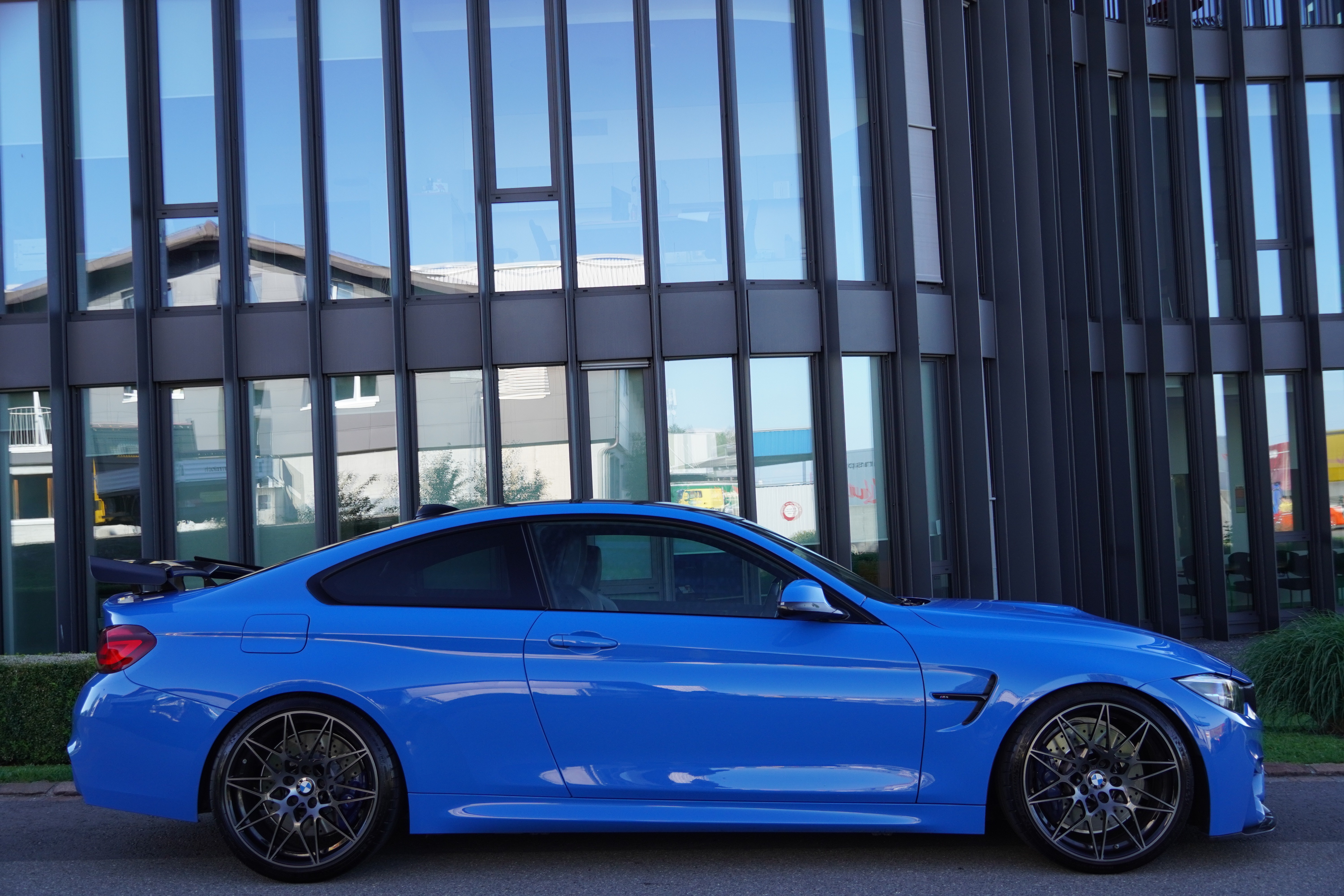 BMW M4 Coupé Competition DKG