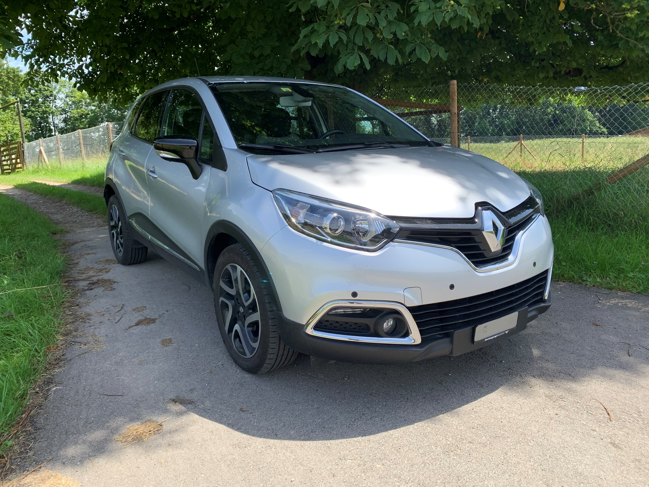 RENAULT Captur 1.2 T 16V Privilège EDC