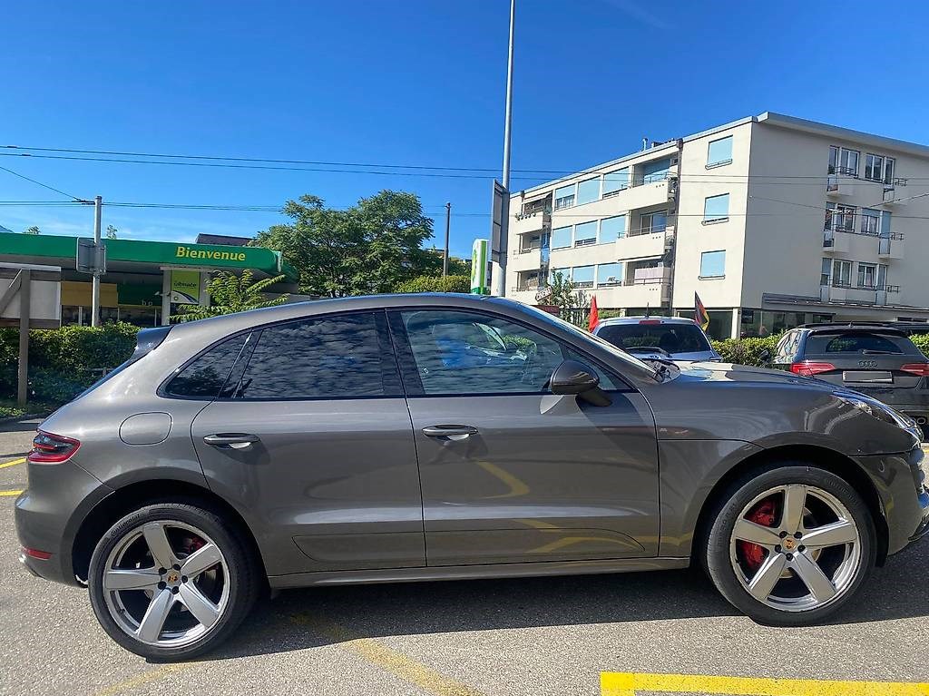 PORSCHE Macan Turbo PDK