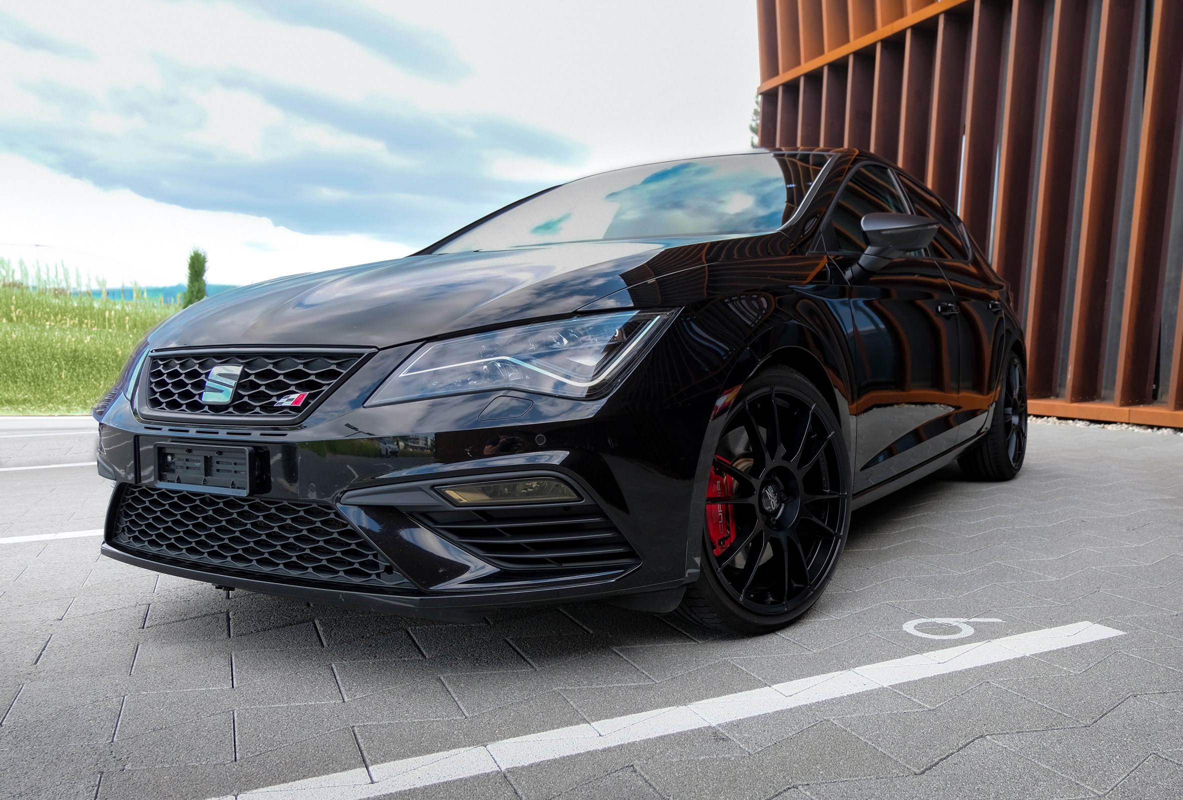 SEAT Leon 2.0 TSI Cupra 300