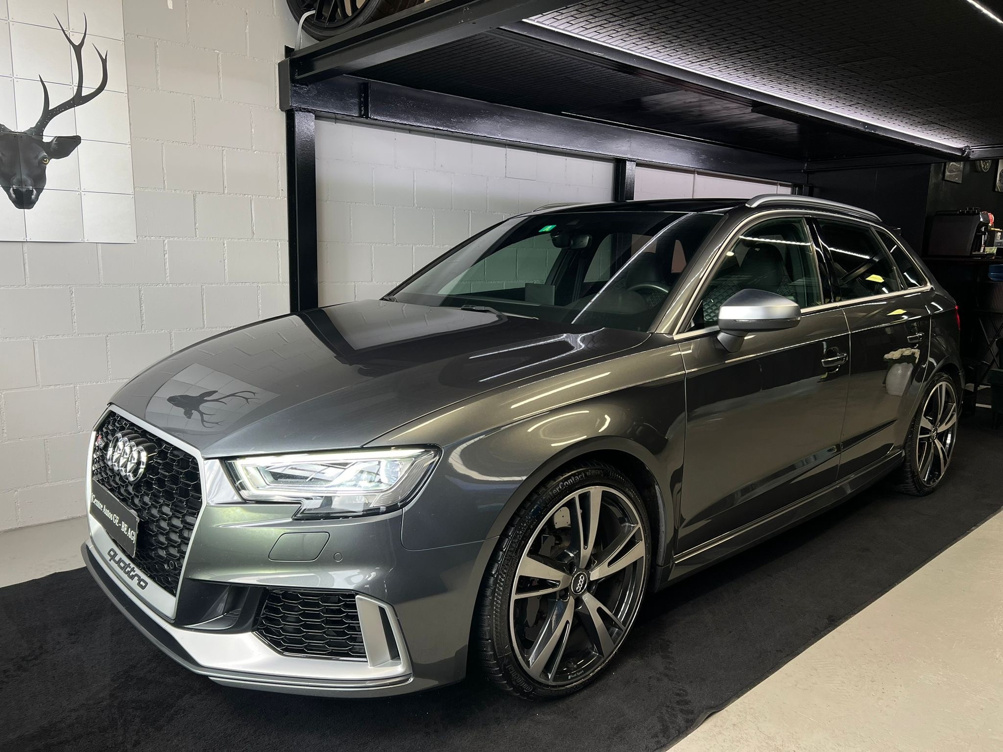 AUDI RS3 Sportback 2.5 TSI Vollausstattung quattro