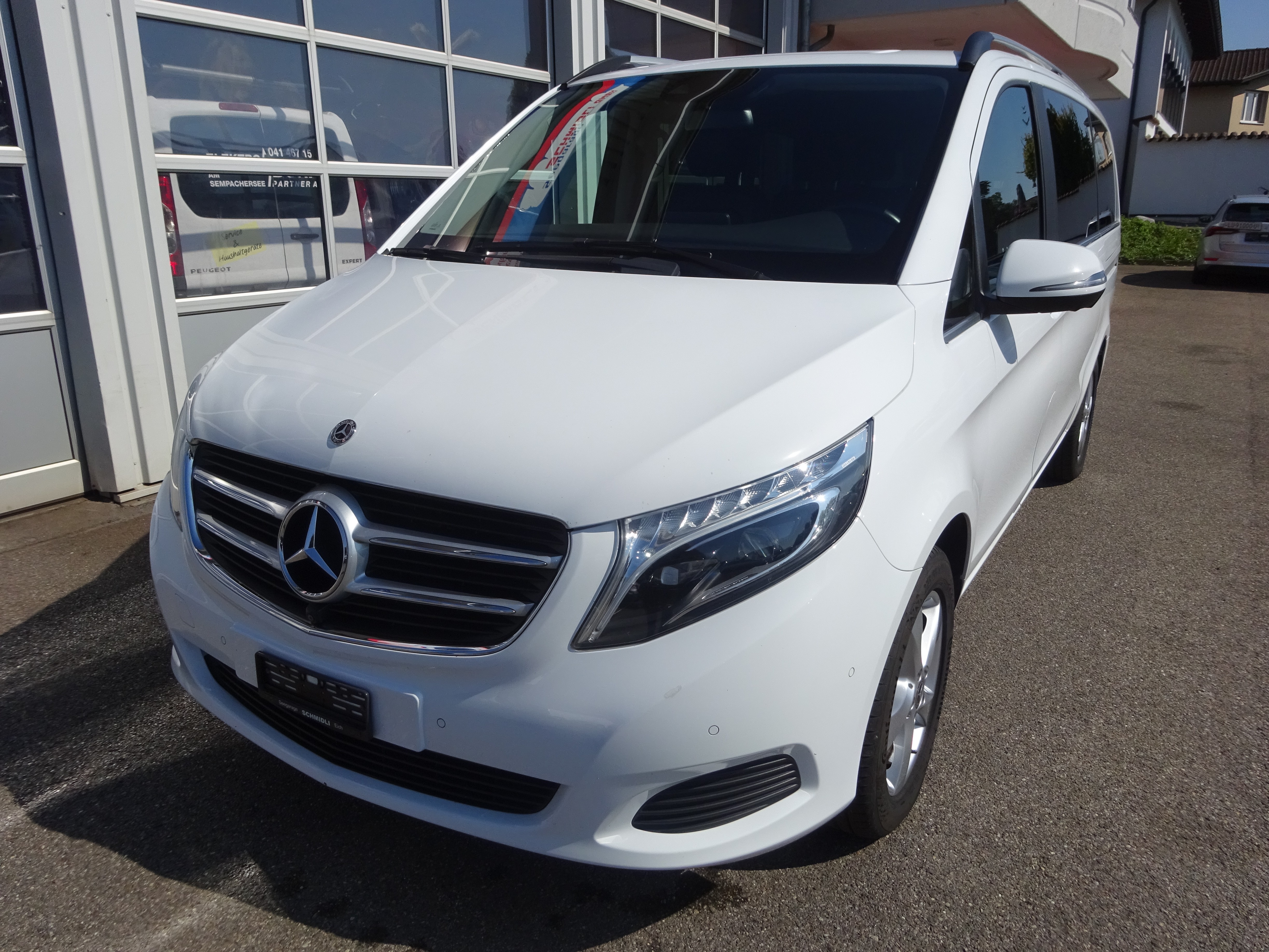 MERCEDES-BENZ V 250 d Avantgarde lang 4Matic 7G-Tronic