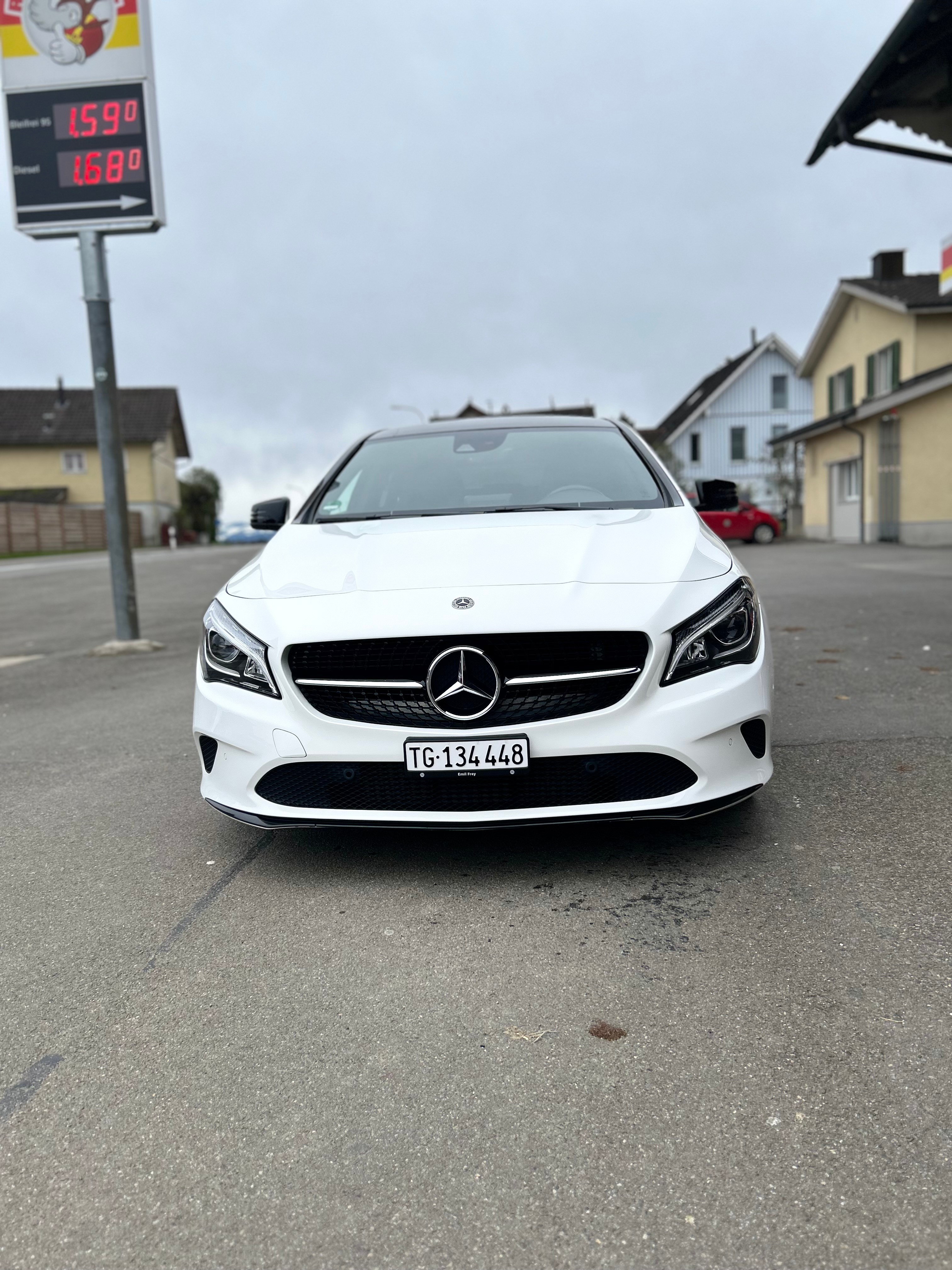 MERCEDES-BENZ CLA Shooting Brake 200 Night Star 7G-DCT