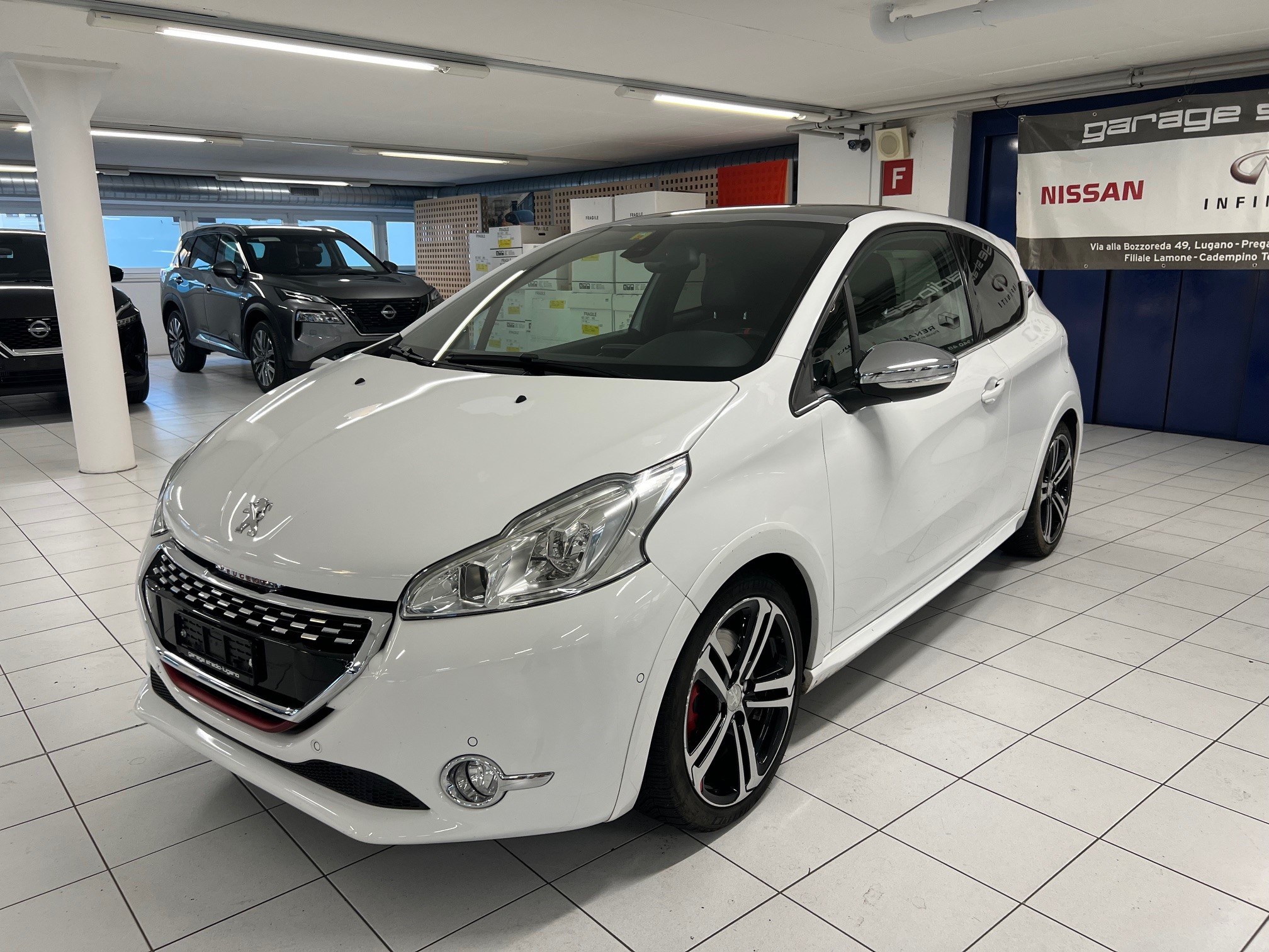 PEUGEOT 208 1.6 Turbo GTi