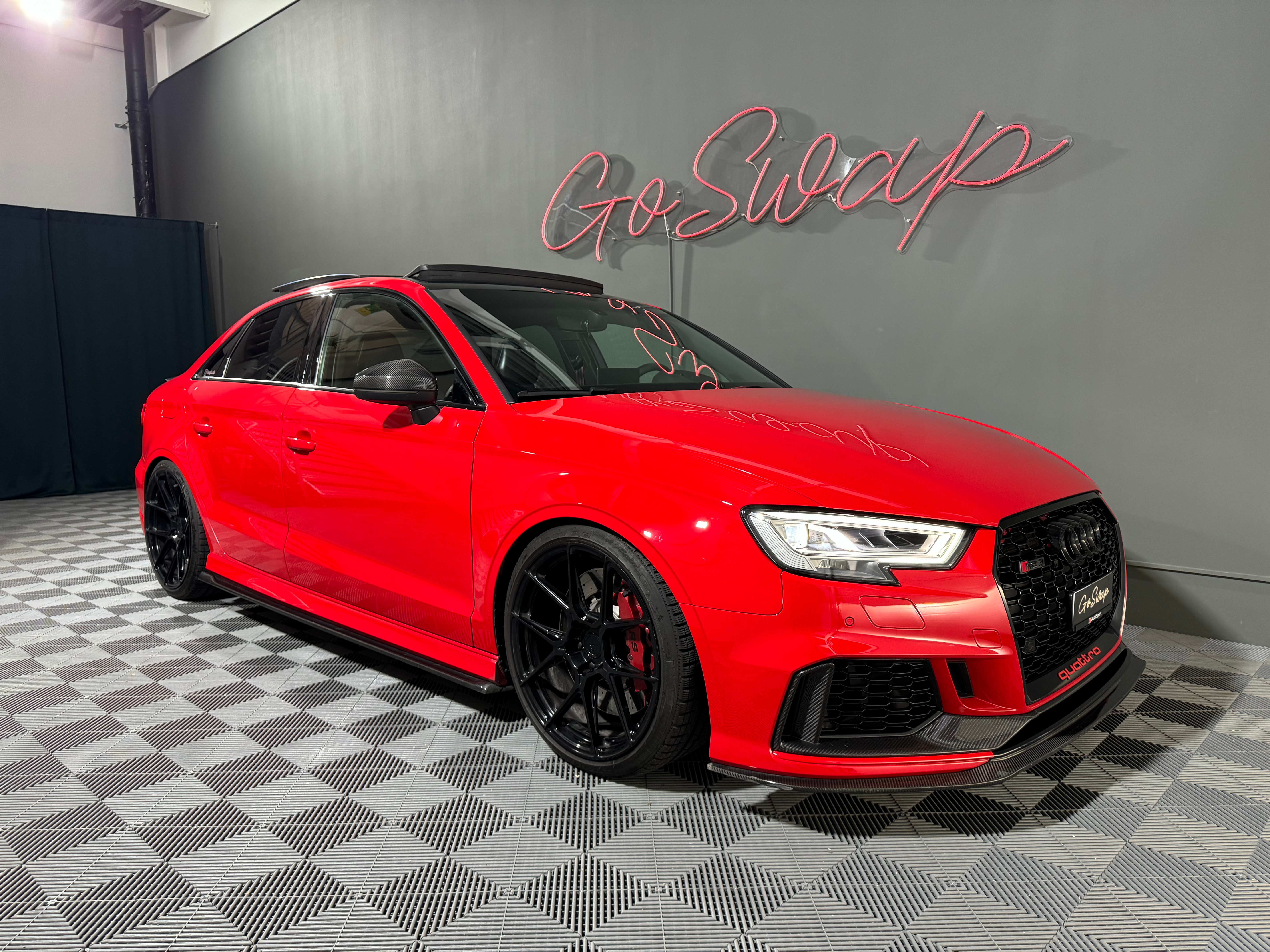 AUDI RS3 Limousine 2.5 TSI quattro S-tronic