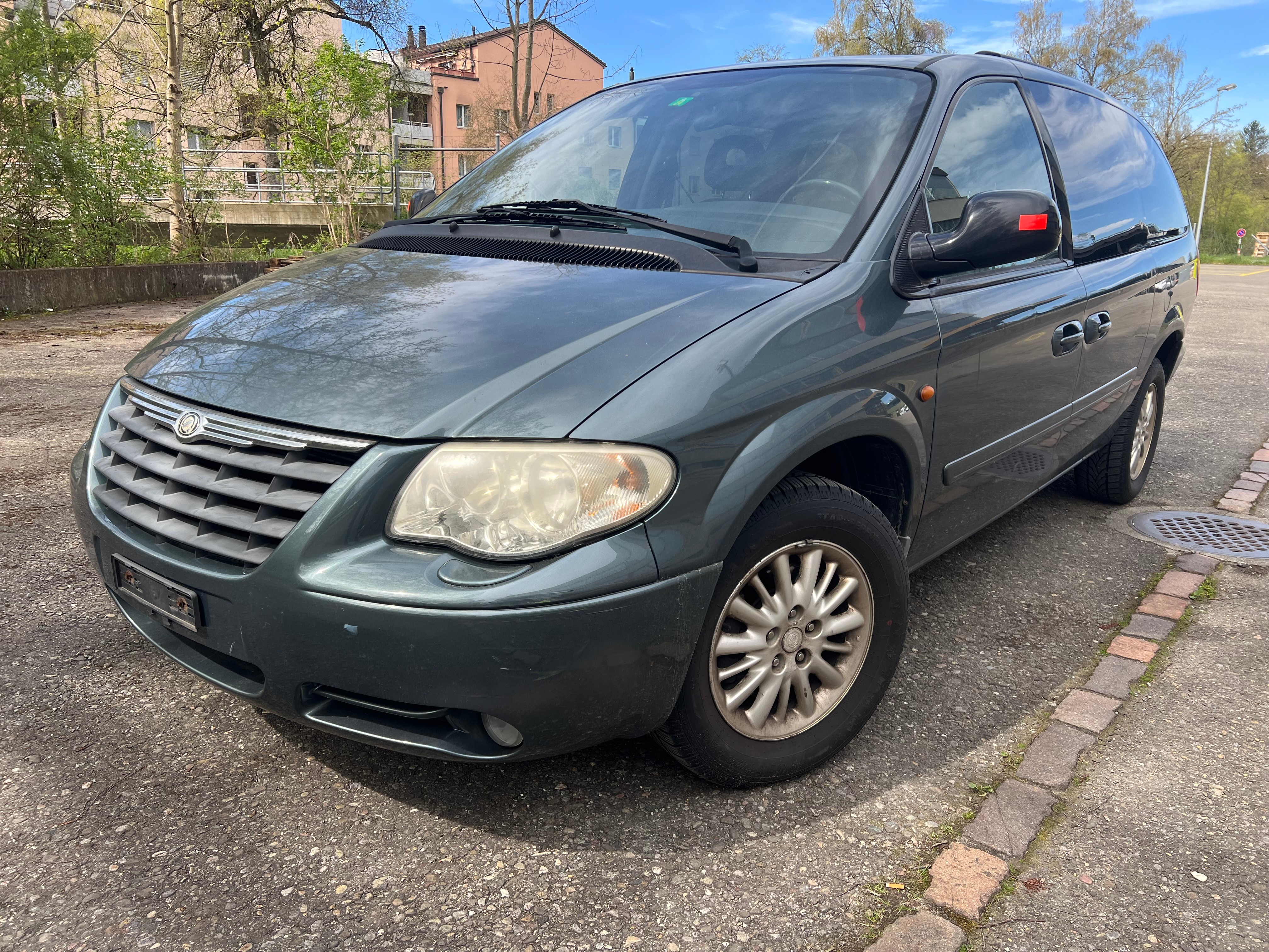 CHRYSLER Grand Voyager 3.3 LX Swiss Edition Automatic