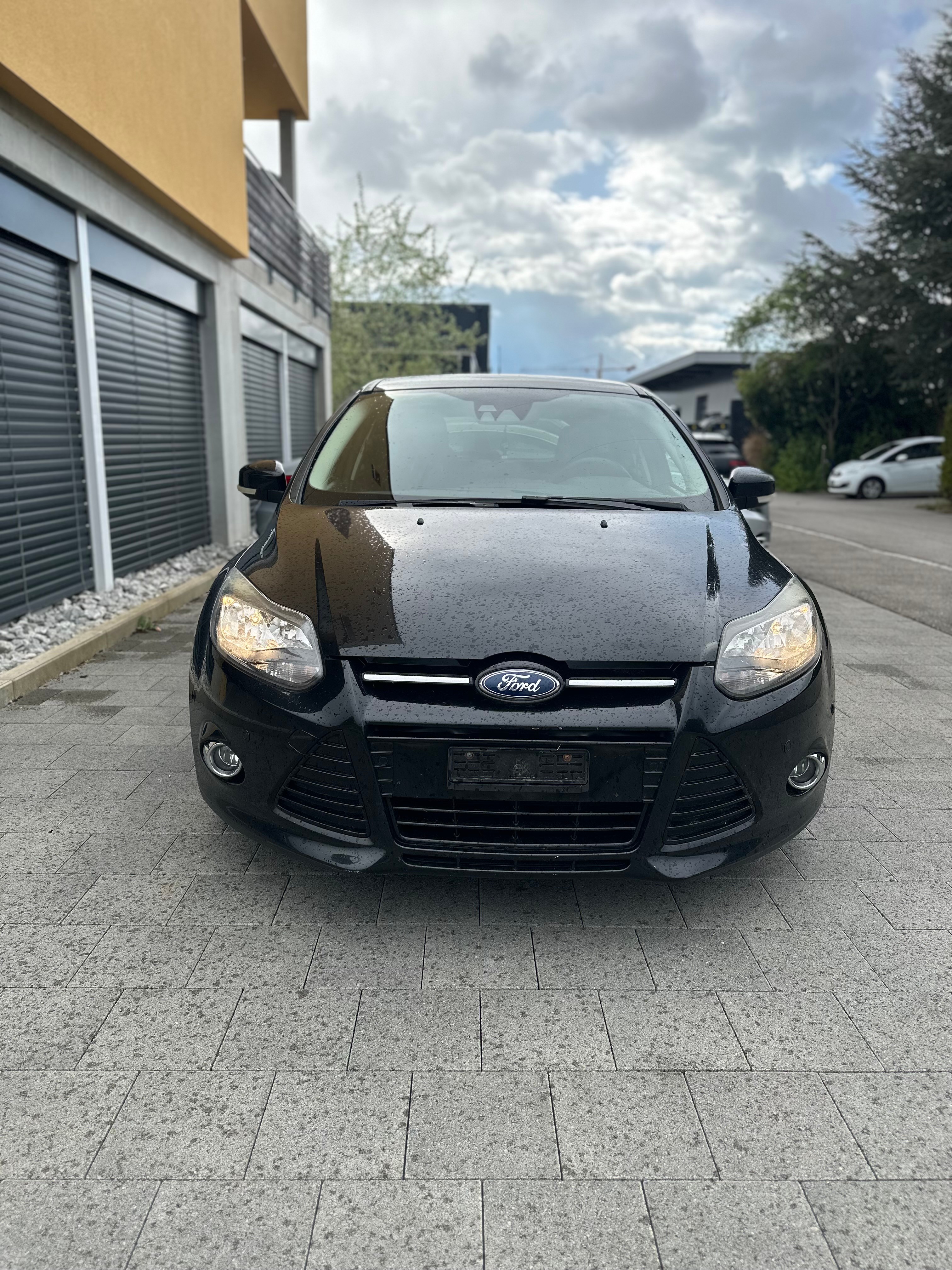 FORD Focus 1.6 SCTi Trend