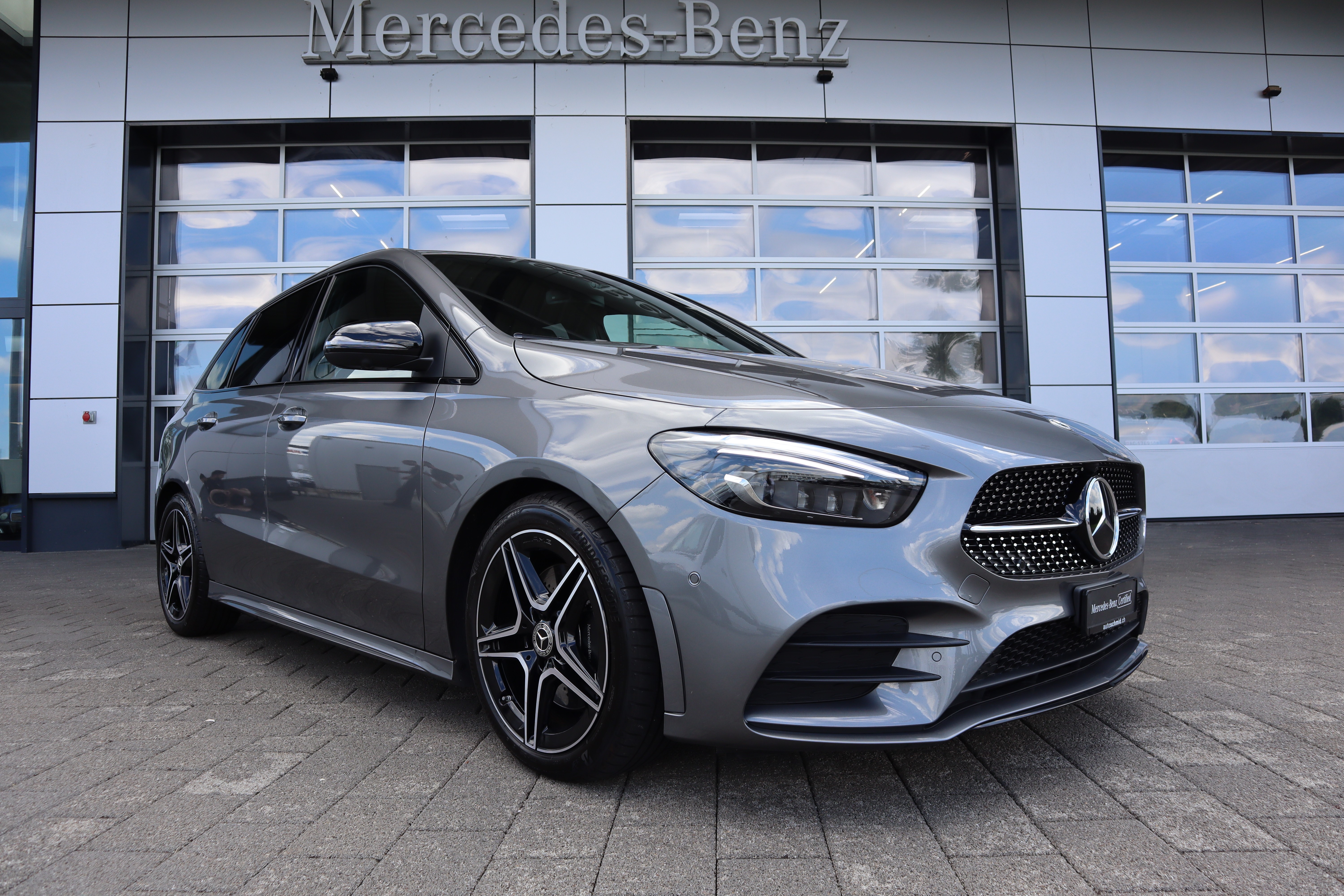 MERCEDES-BENZ B 220 d 4Matic AMG Line 8G-DCT