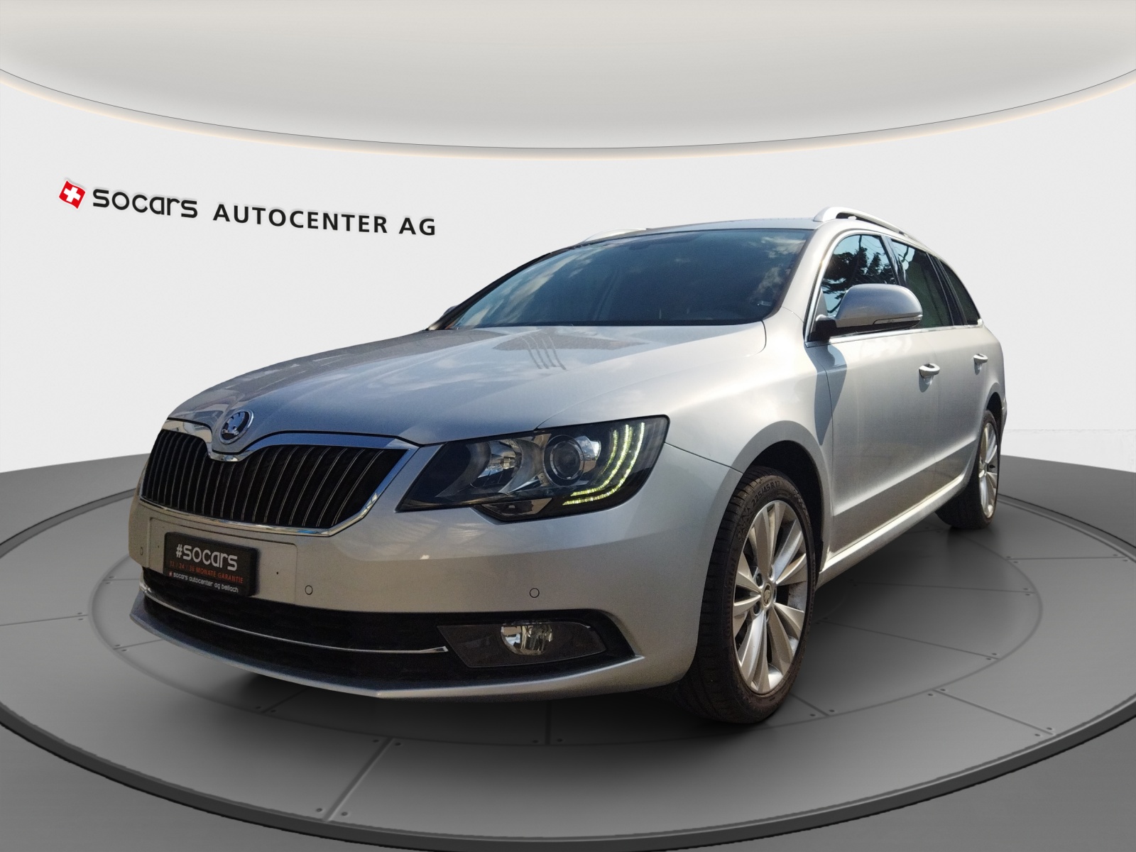 SKODA Superb Combi 1.8 TSI Ambition 4x4 // Bremsen vorne + hinten neuwertig