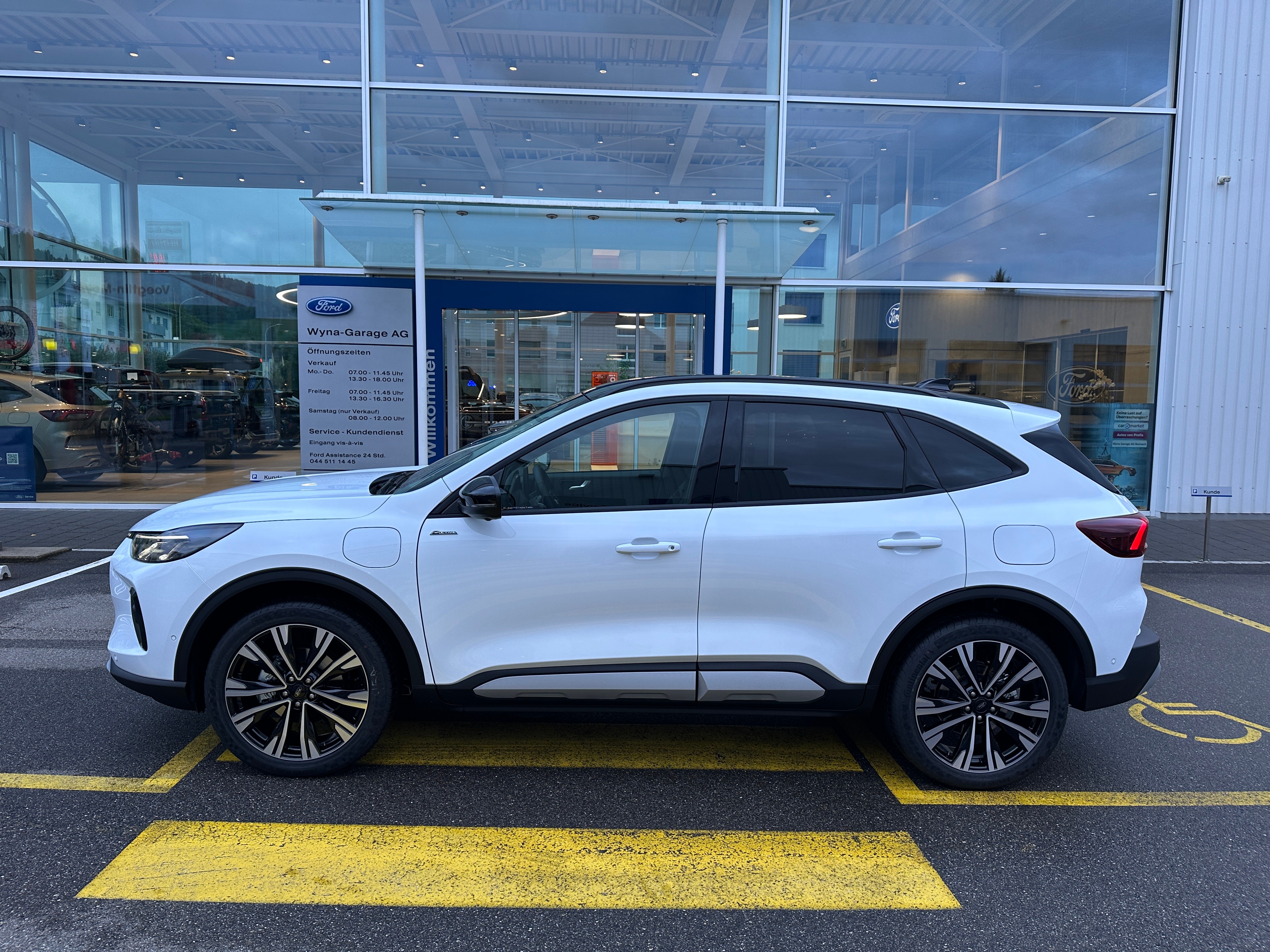 FORD Kuga 2.5 PHEV Active X FWD